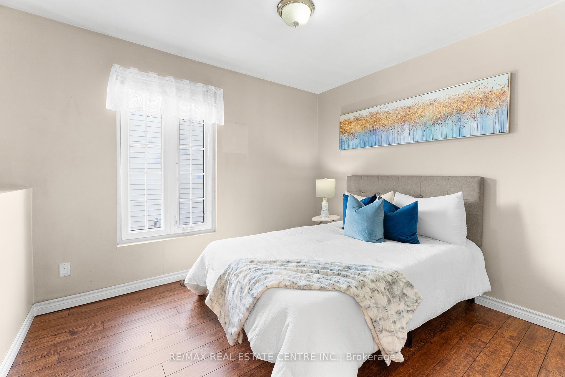 Photo 18 of 103 Griselda Crescent, Brampton, Northgate — HOMEH