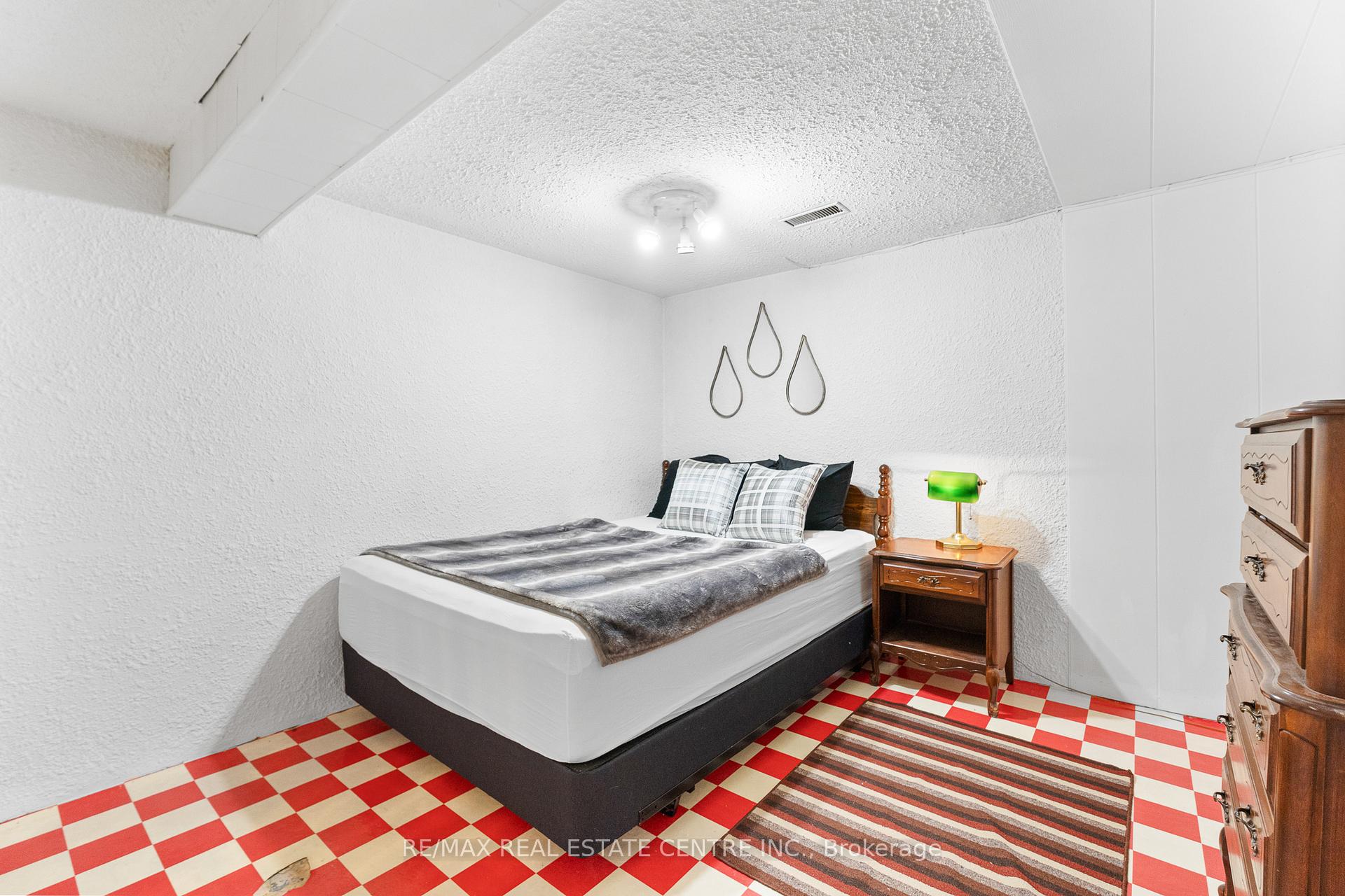 Photo 29 of 103 Griselda Crescent, Brampton, Northgate — HOMEH