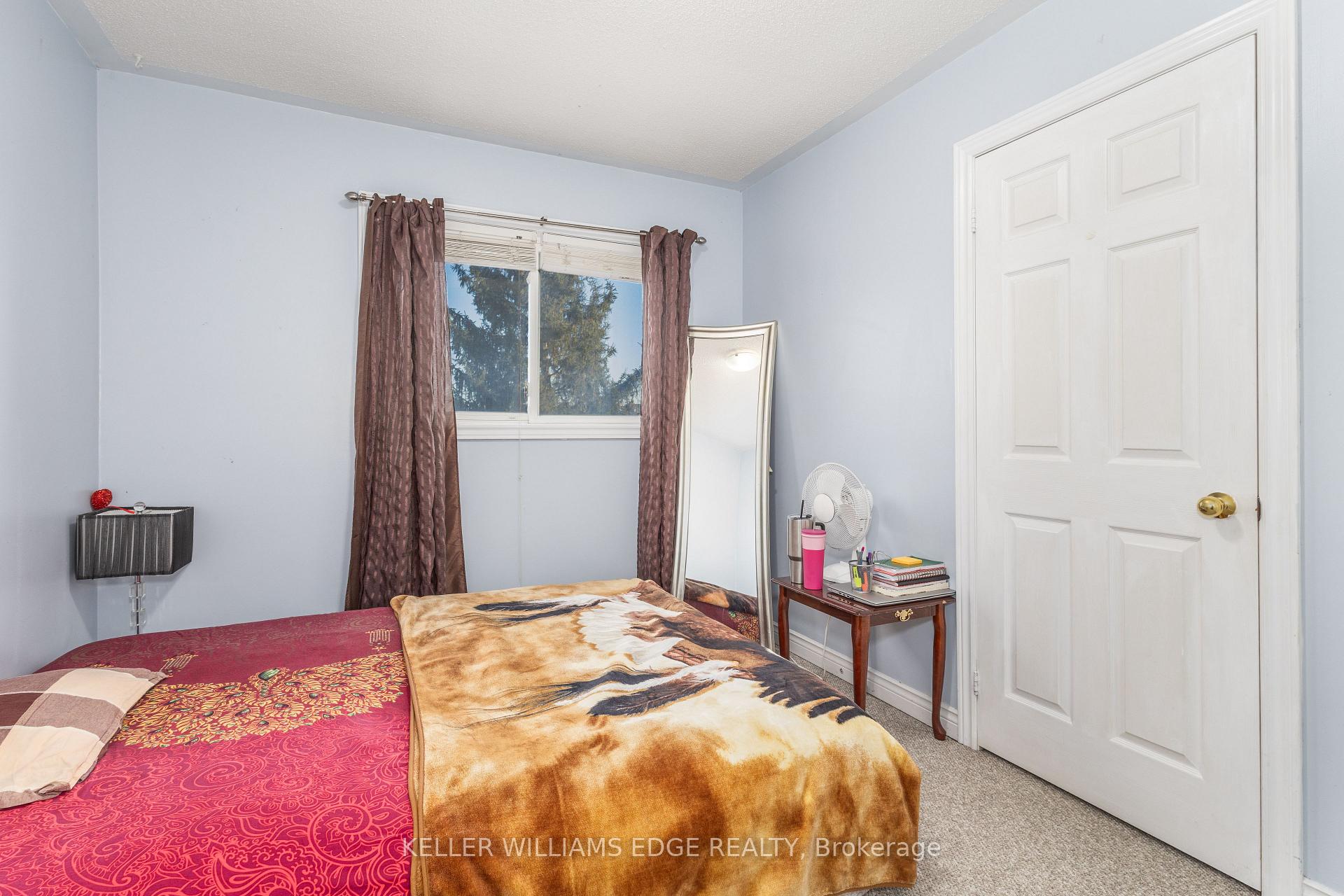 Photo 16 of 47 Heathfield Crescent, Hamilton, Waterdown — HOMEH
