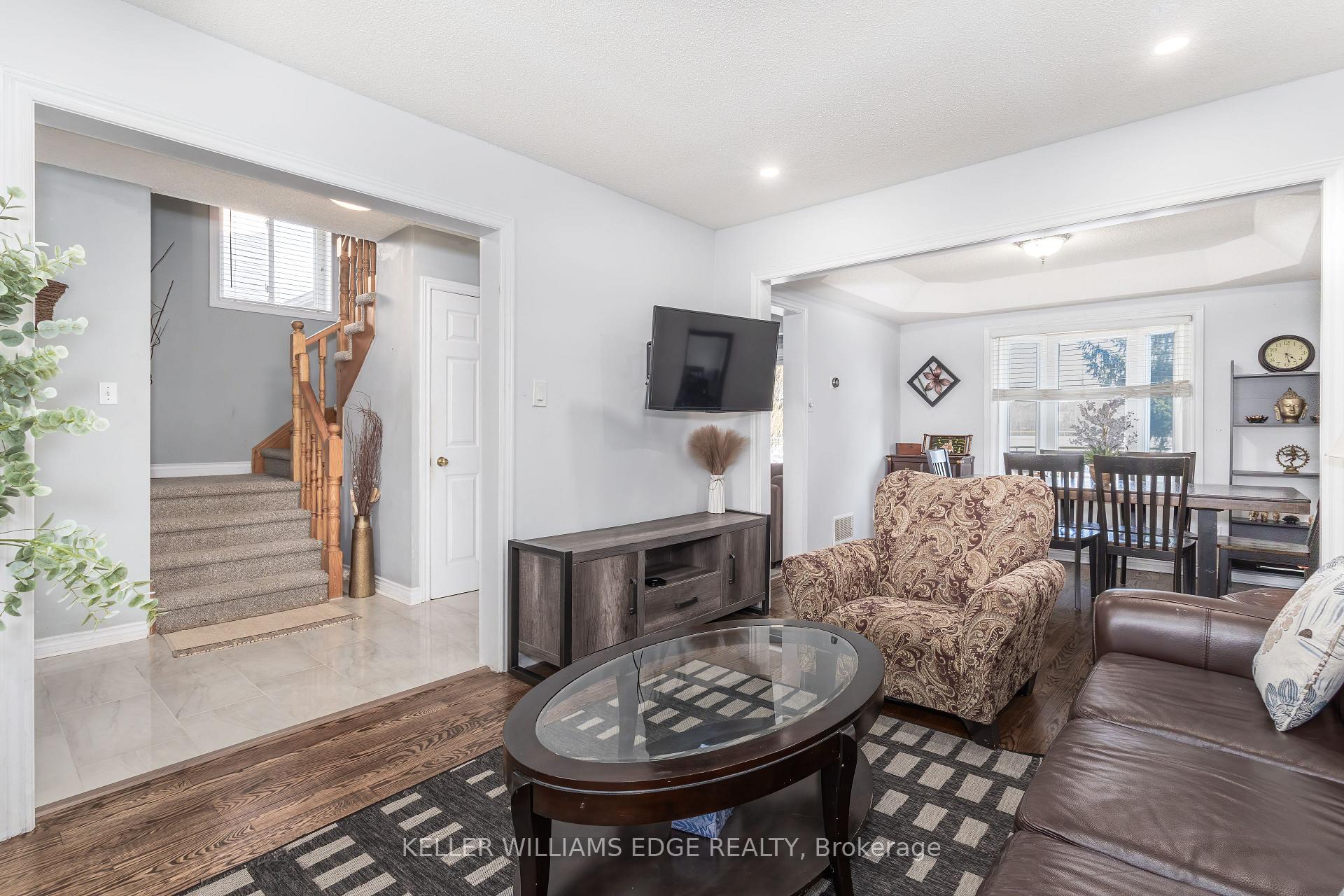 Photo 26 of 47 Heathfield Crescent, Hamilton, Waterdown — HOMEH