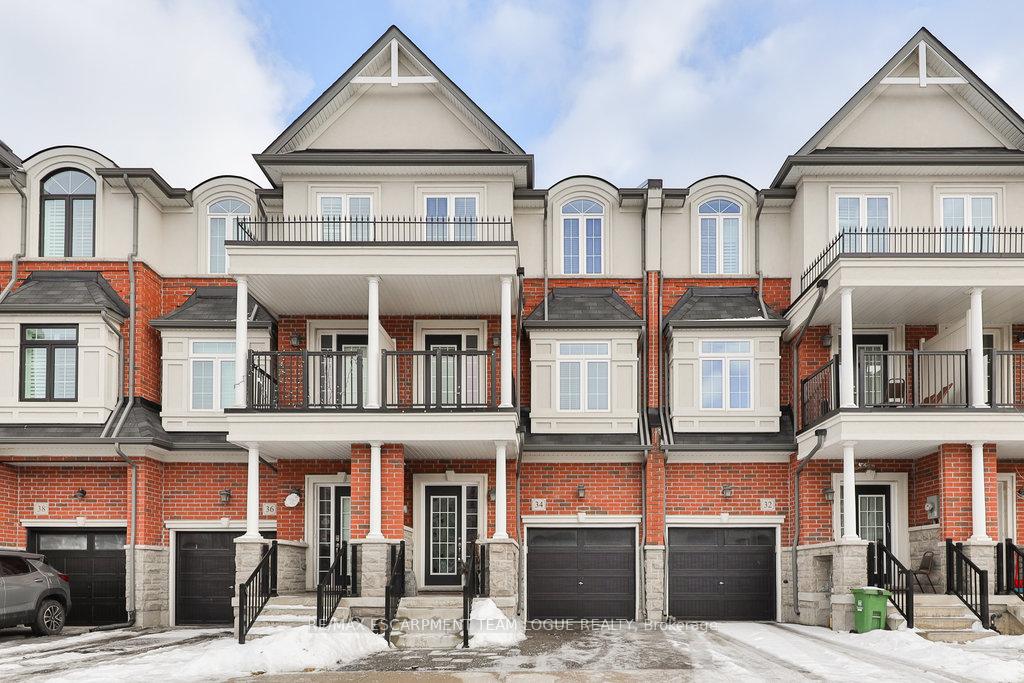Photo 1 of 34 Borers Creek Circle, Hamilton, Waterdown — HOMEH