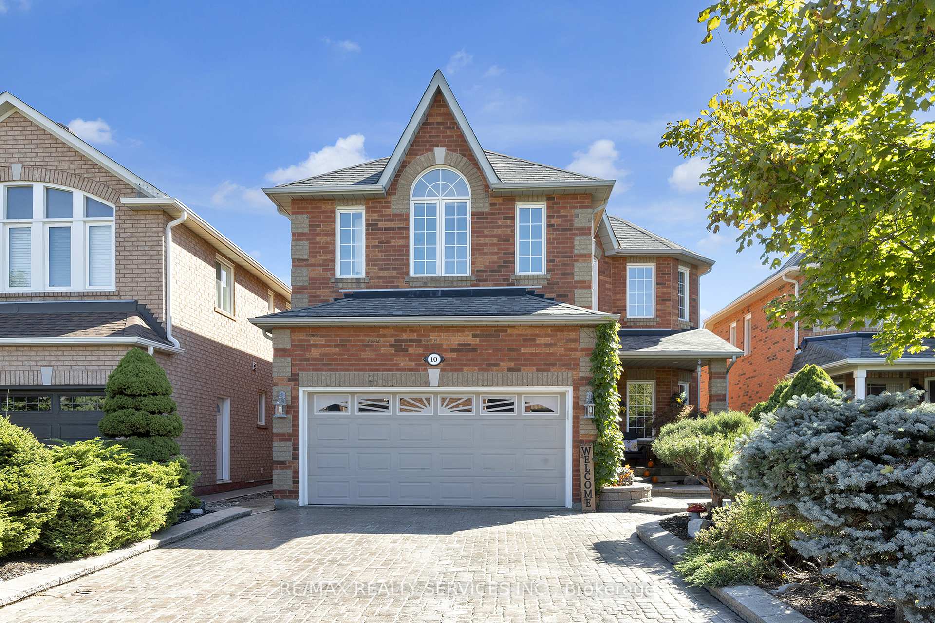 Photo 2 of 10 Barnes Court, Brampton, Snelgrove — HOMEH