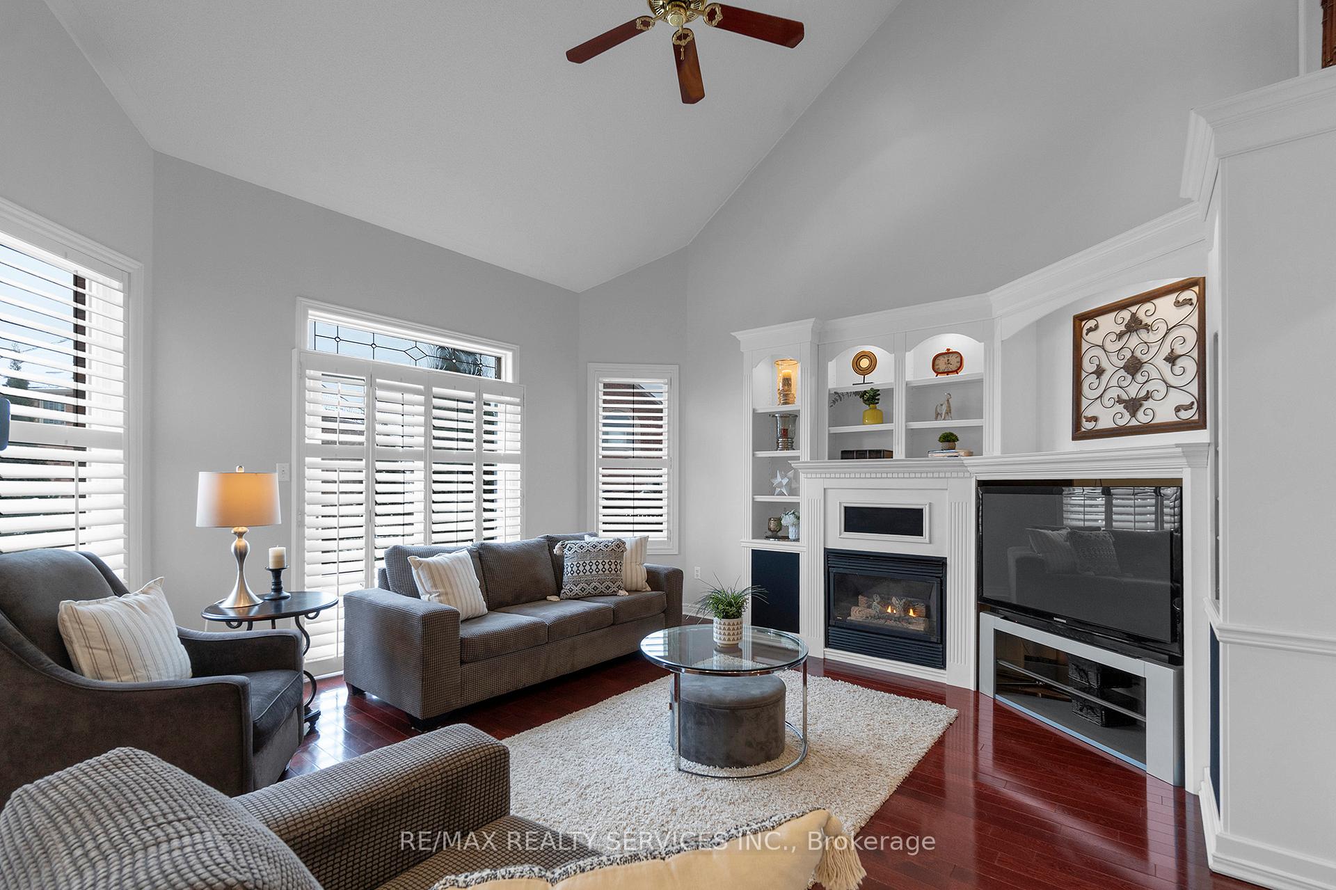 Photo 35 of 10 Barnes Court, Brampton, Snelgrove — HOMEH