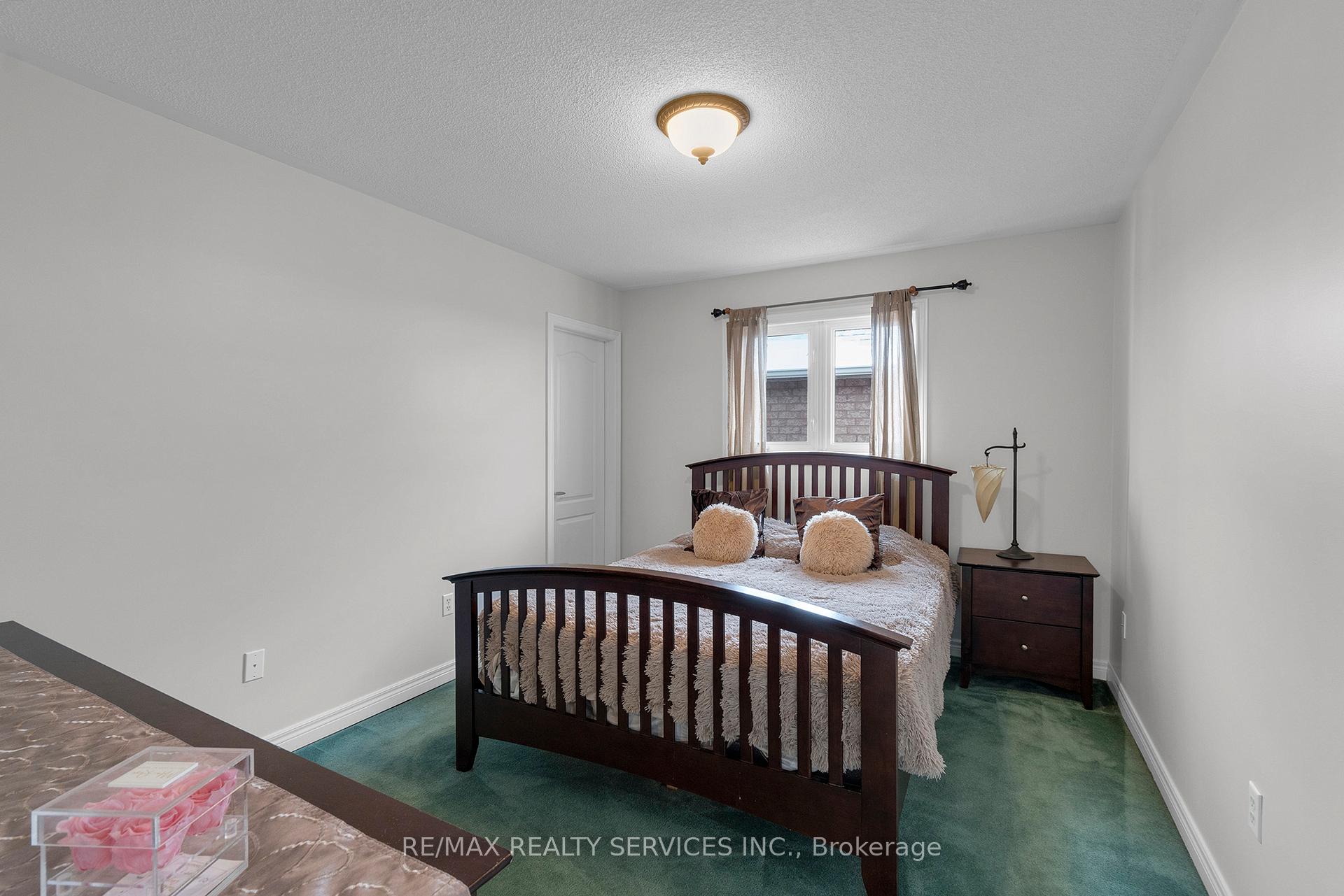 Photo 45 of 10 Barnes Court, Brampton, Snelgrove — HOMEH