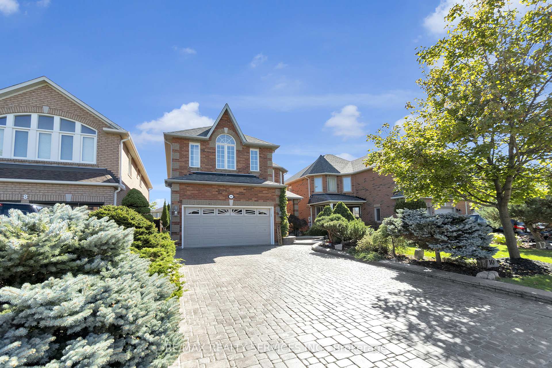 Photo 3 of 10 Barnes Court, Brampton, Snelgrove — HOMEH