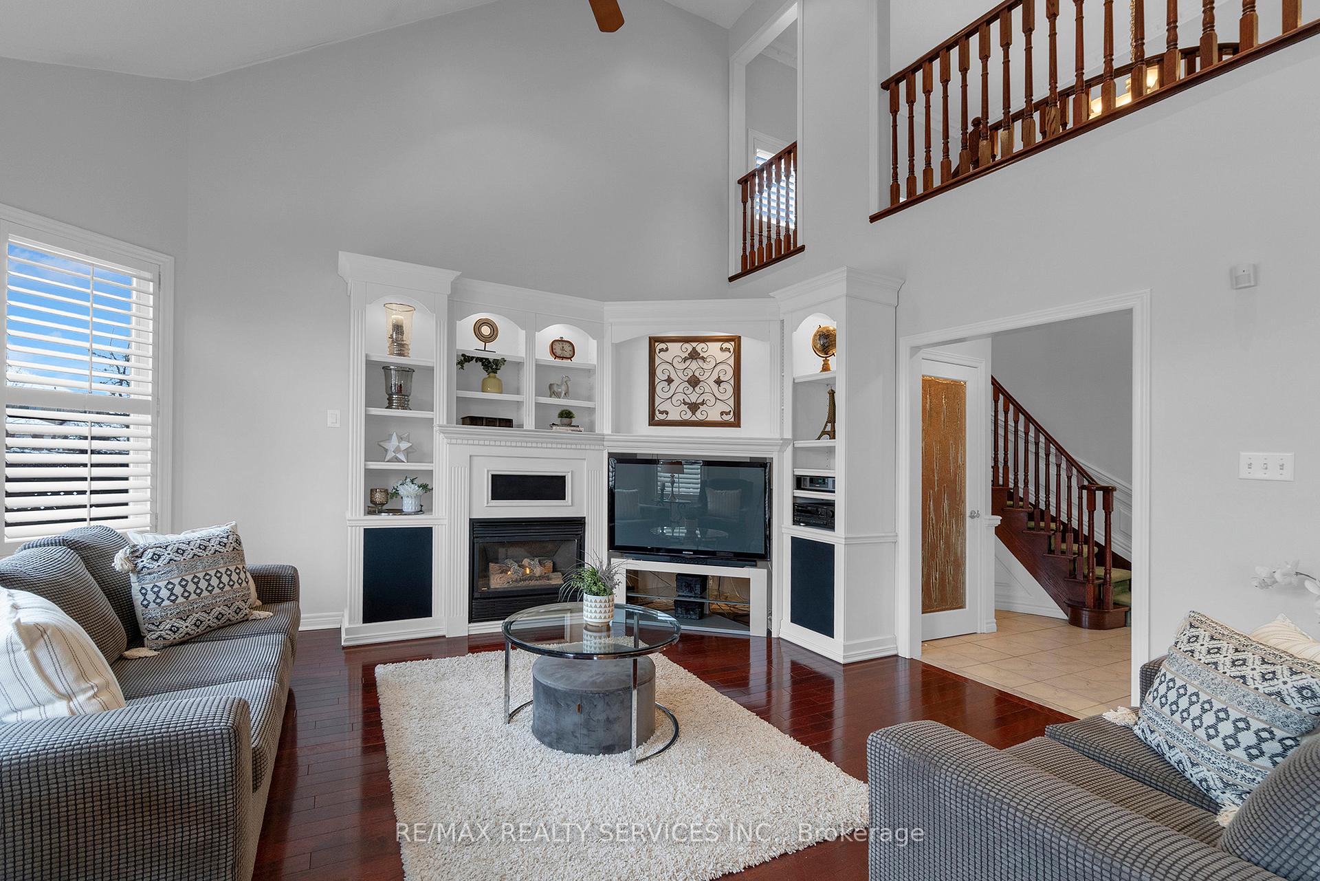 Photo 15 of 10 Barnes Court, Brampton, Snelgrove — HOMEH