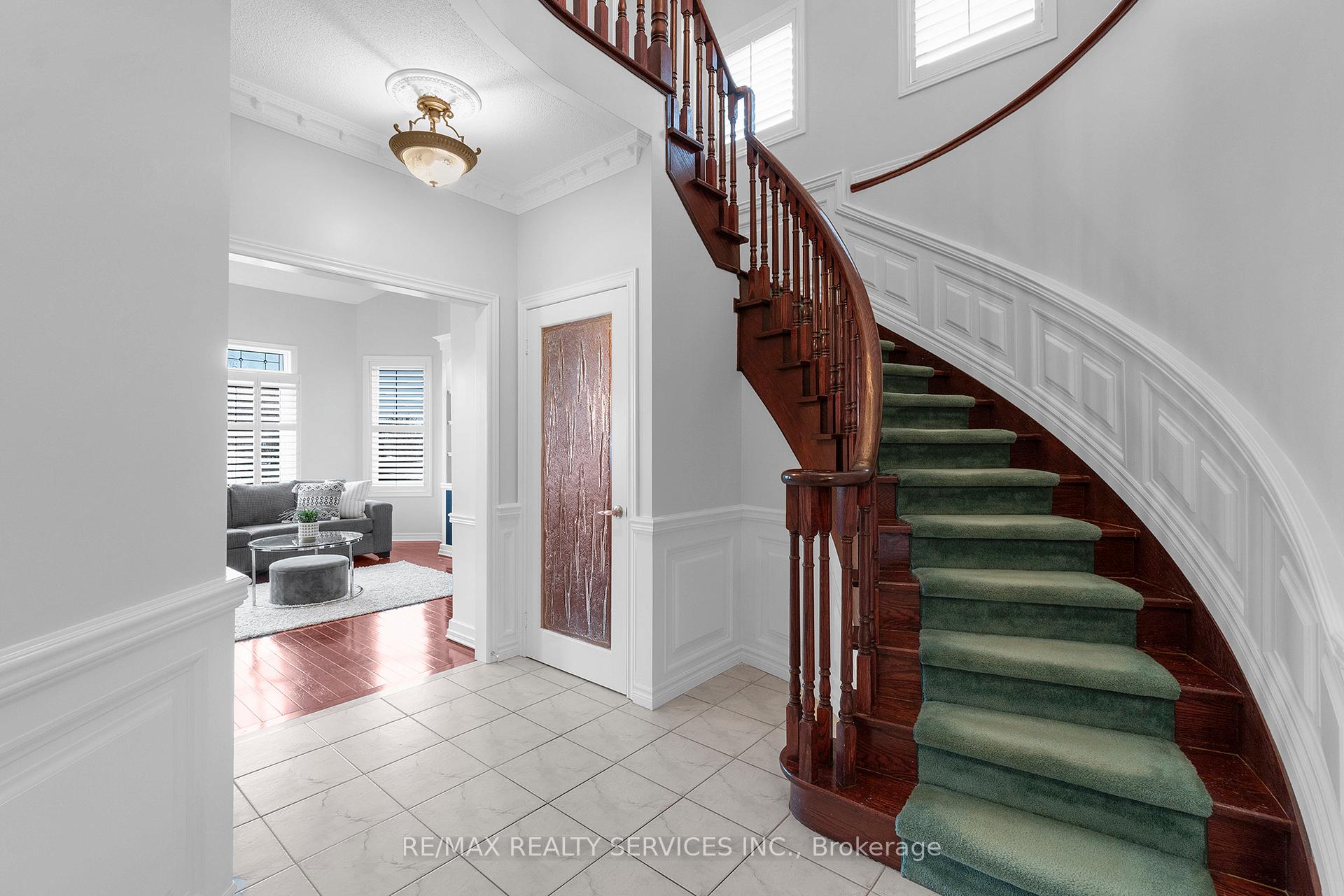 Photo 20 of 10 Barnes Court, Brampton, Snelgrove — HOMEH