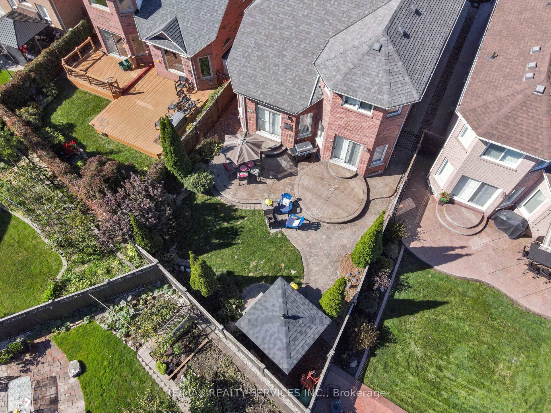 Photo 78 of 10 Barnes Court, Brampton, Snelgrove — HOMEH