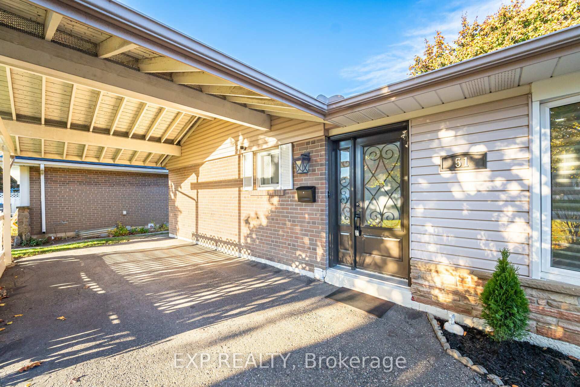 Photo 3 of 51 Allendale Road, Brampton, Brampton East — HOMEH