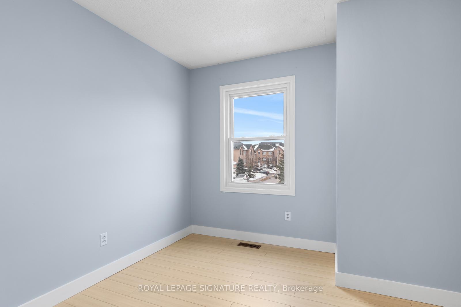 Photo 16 of 26 Provincial Place, Brampton, Northgate — HOMEH