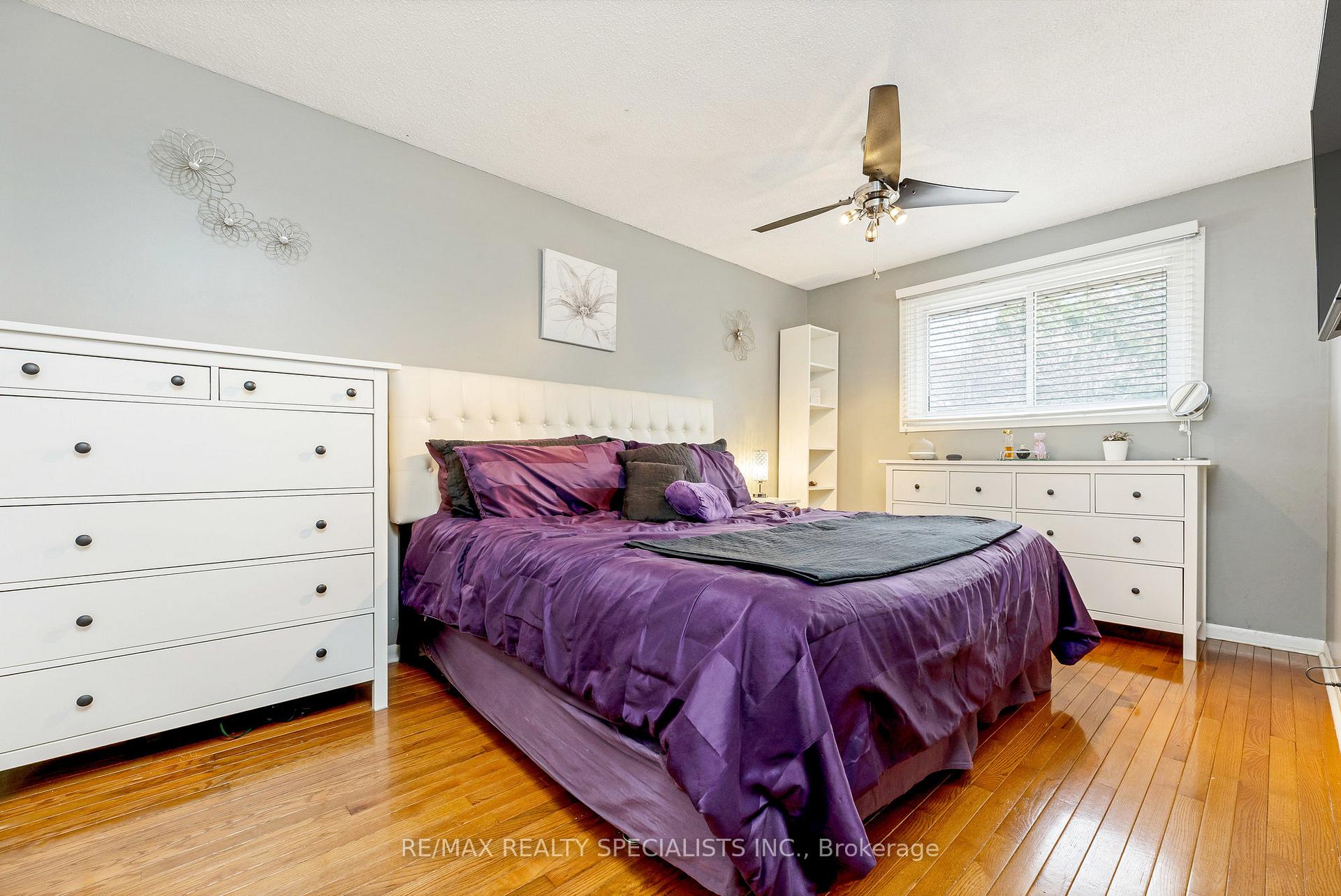 Photo 16 of 35 Forestgate Drive, Hamilton, Fessenden — HOMEH