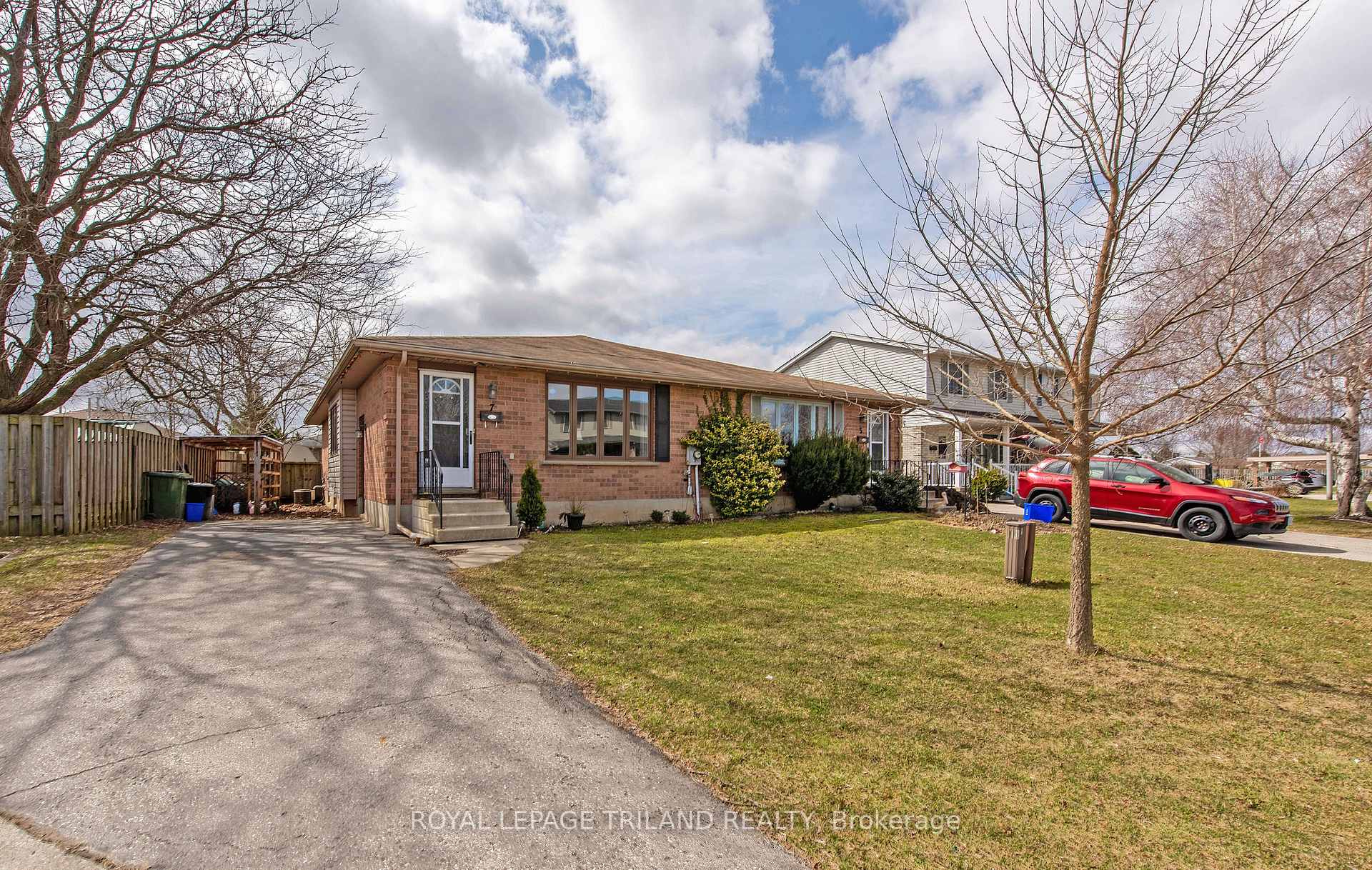 Front of 7 Golding Place