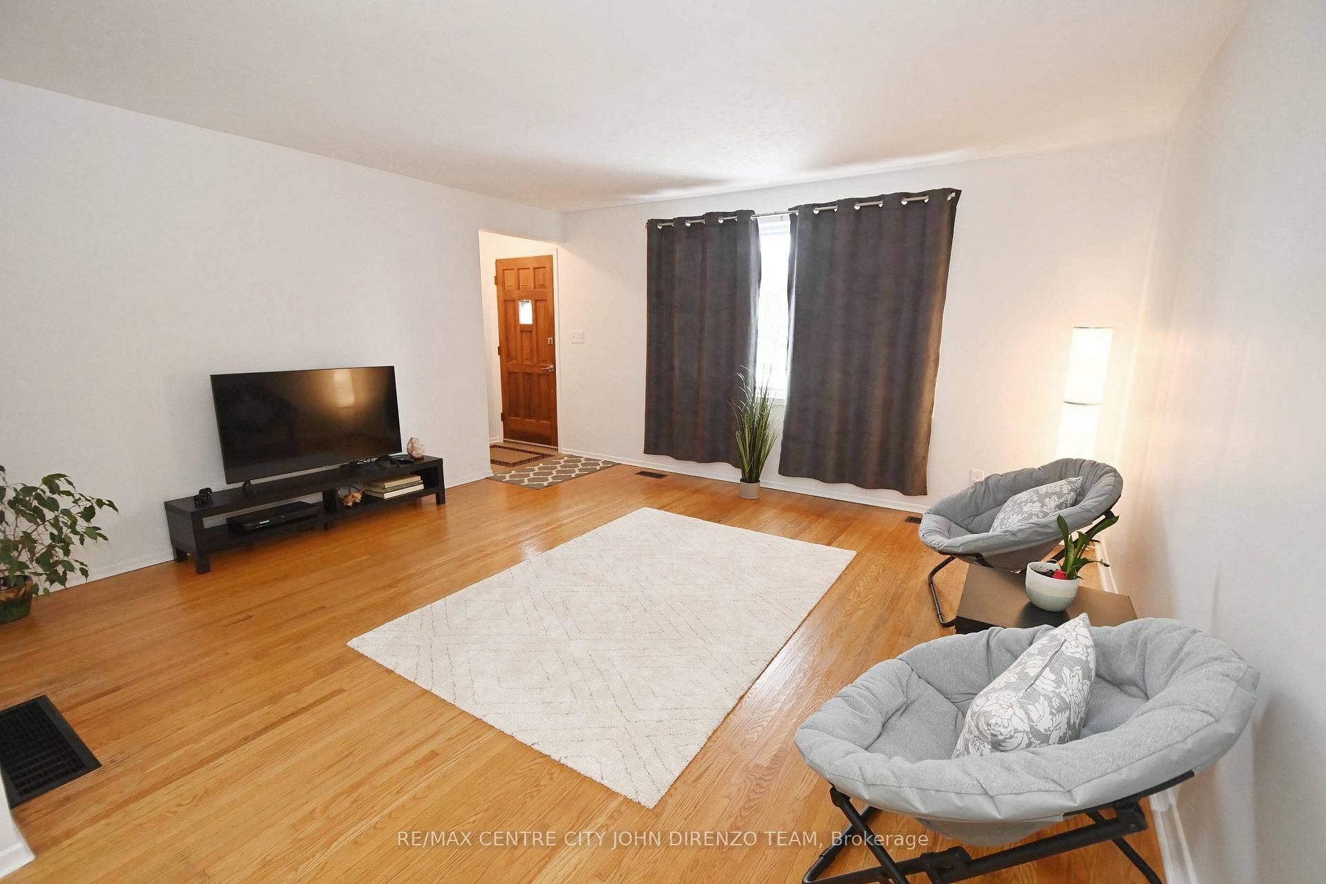 Photo 3 of 222 Inkerman Street, St. Thomas — HOMEH