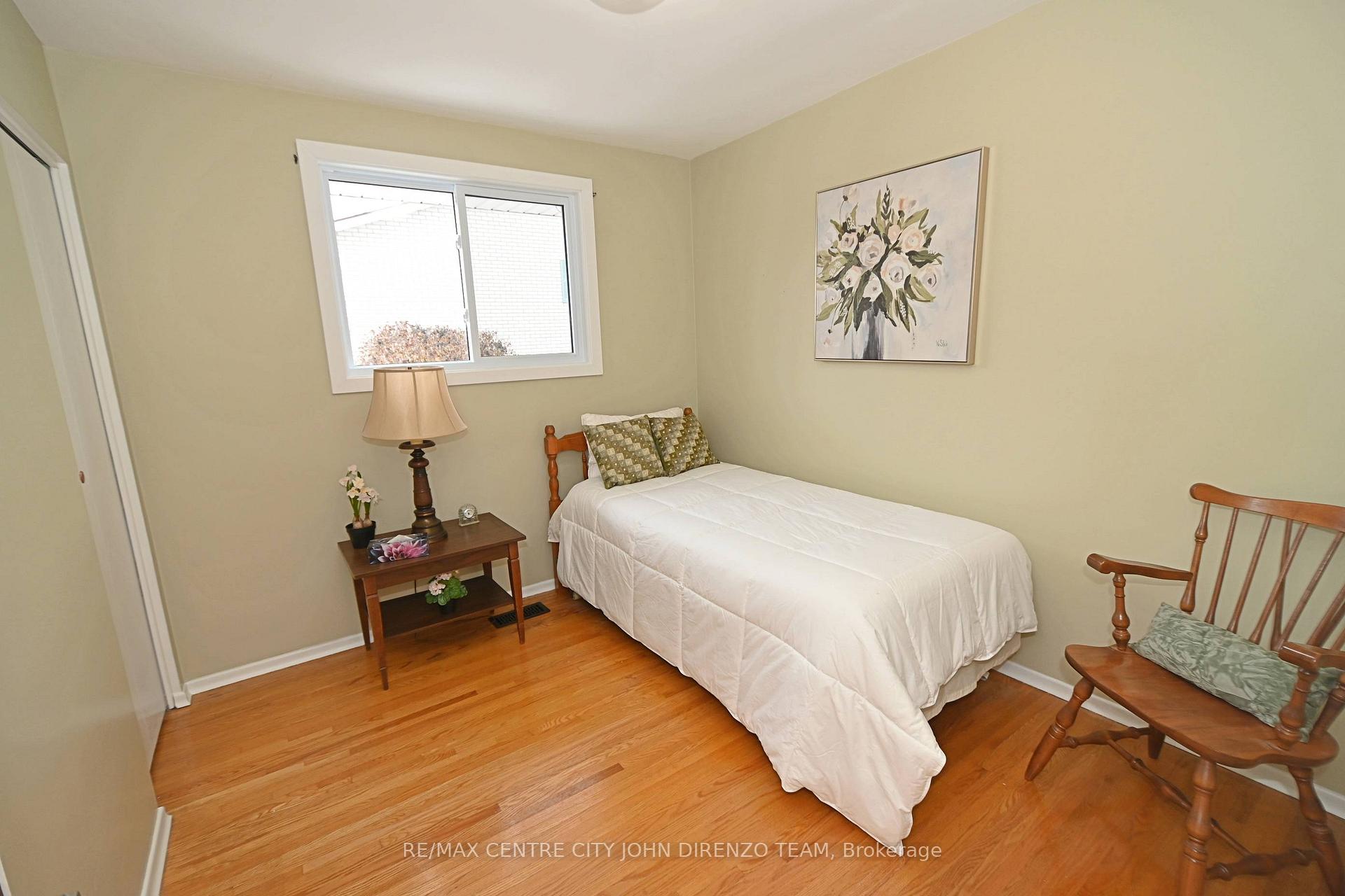 Photo 11 of 222 Inkerman Street, St. Thomas — HOMEH