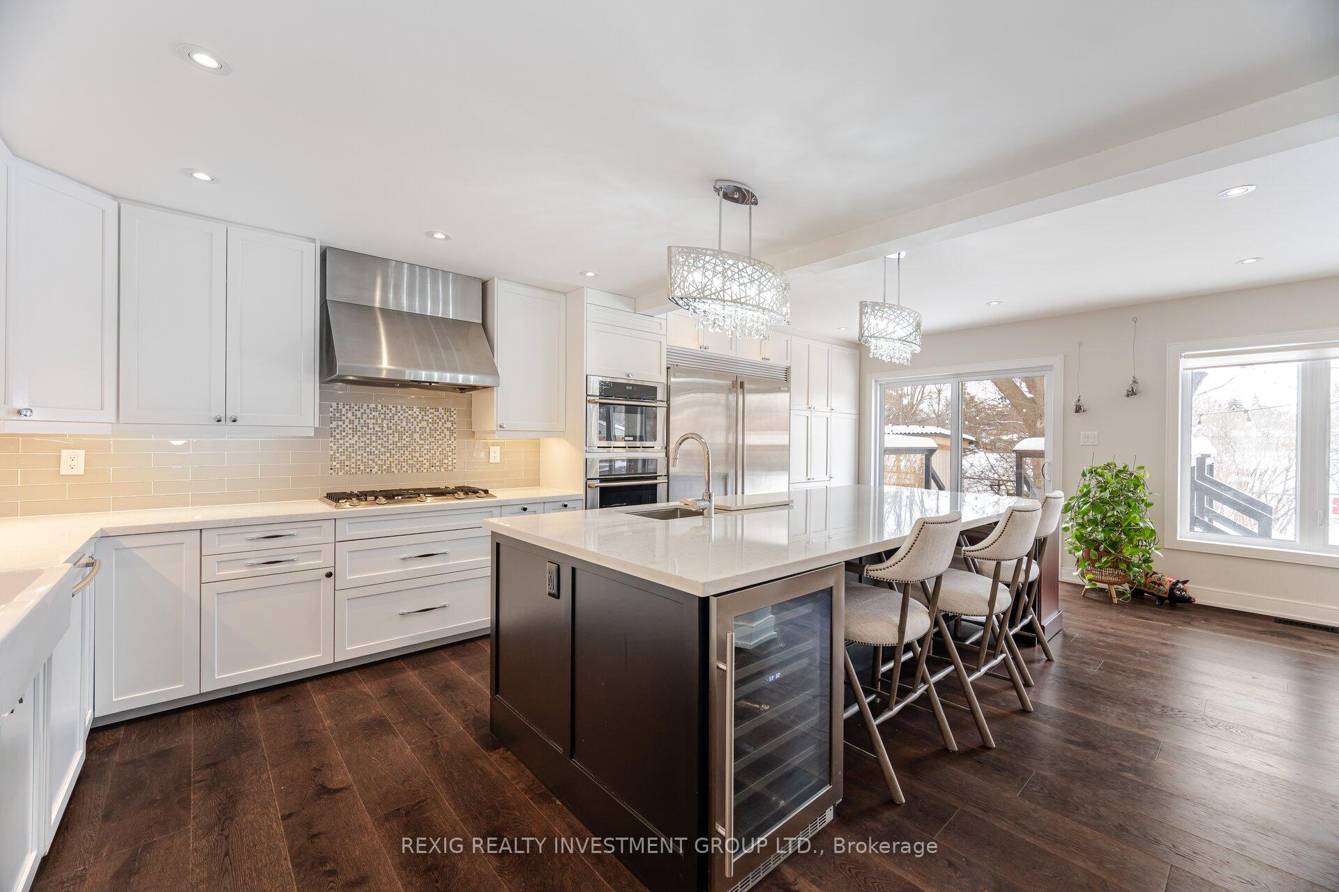 Photo 8 of 19 Cavendish Crescent, Brampton, Avondale — HOMEH