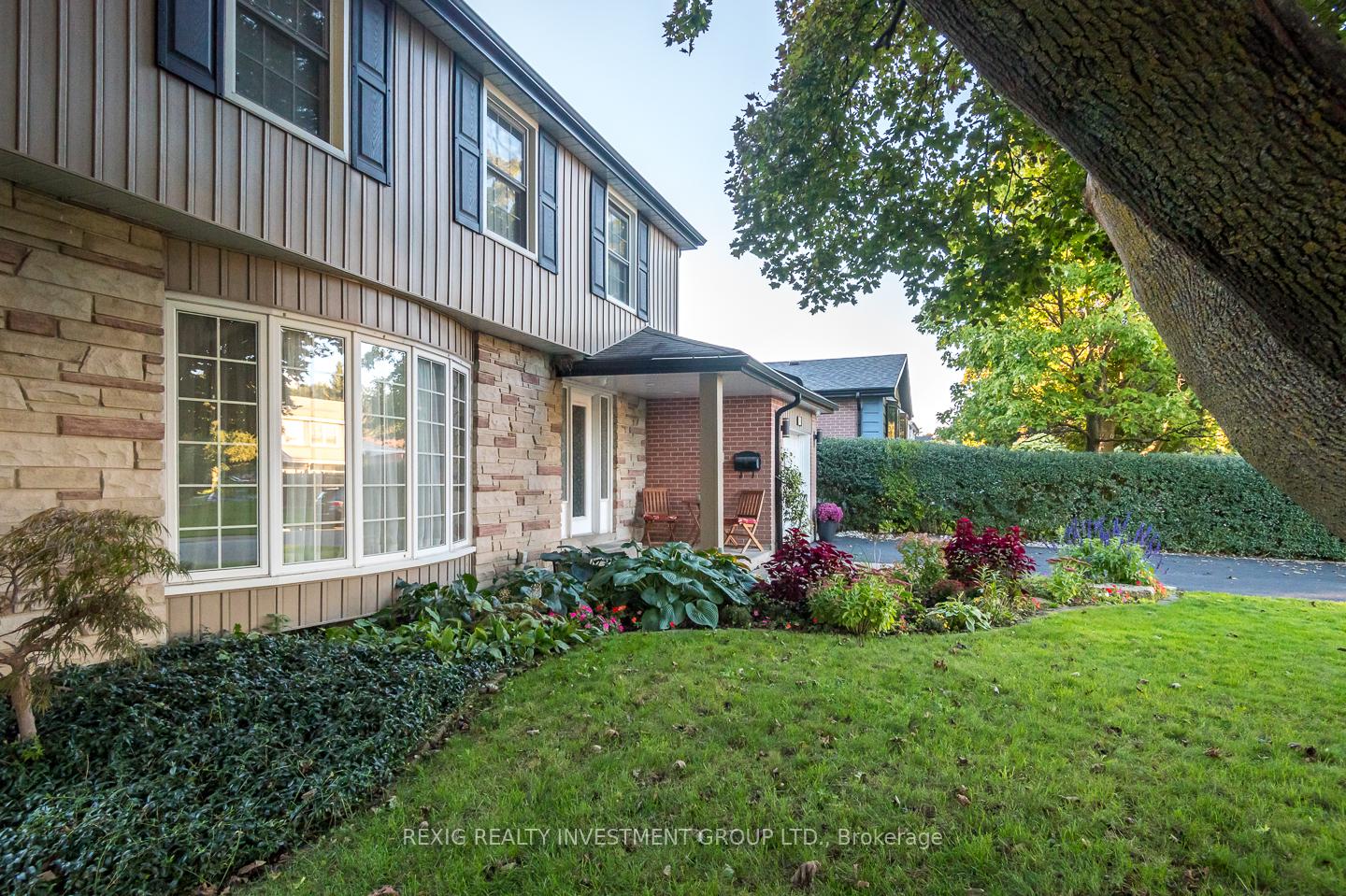 Photo 42 of 19 Cavendish Crescent, Brampton, Avondale — HOMEH