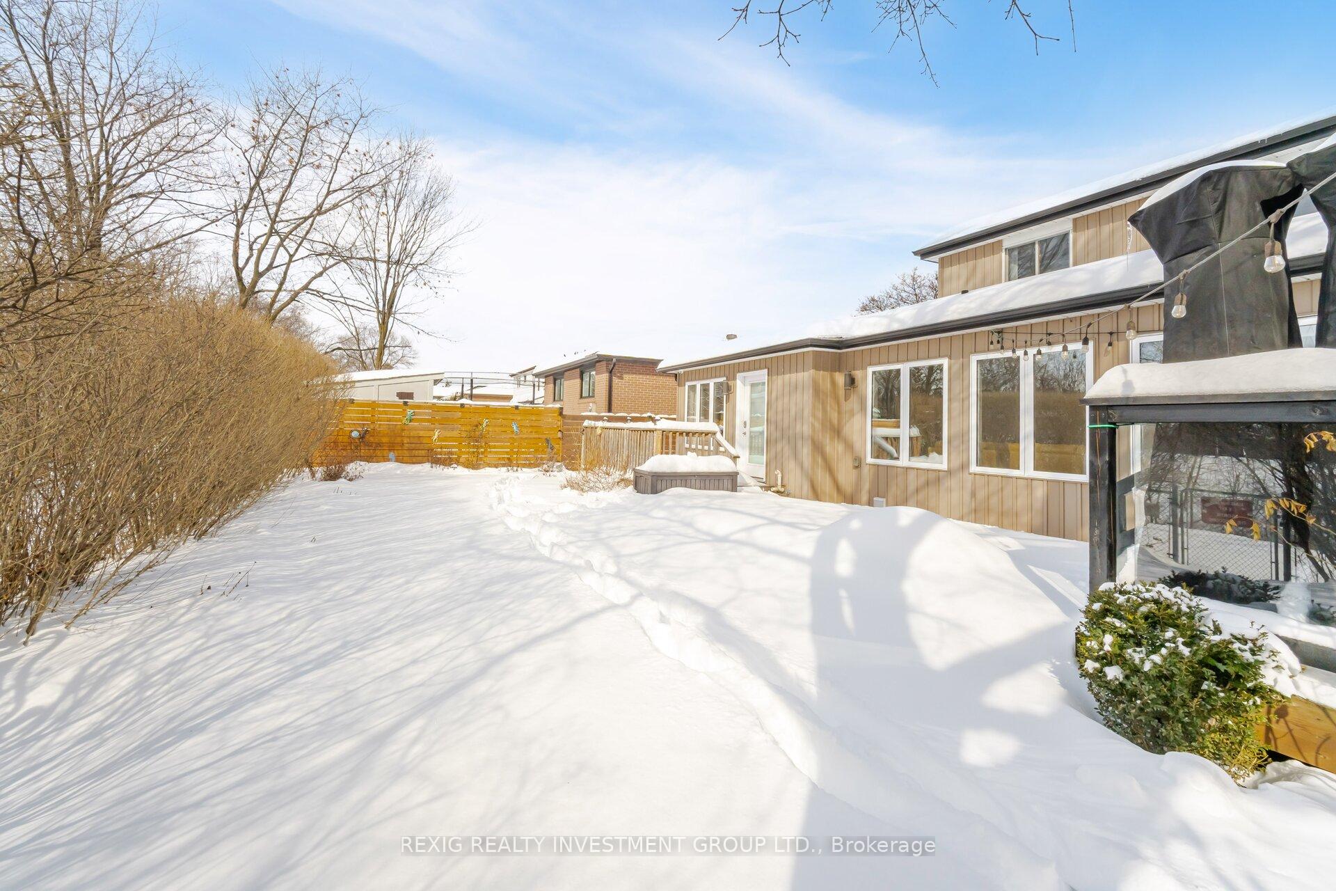 Photo 49 of 19 Cavendish Crescent, Brampton, Avondale — HOMEH