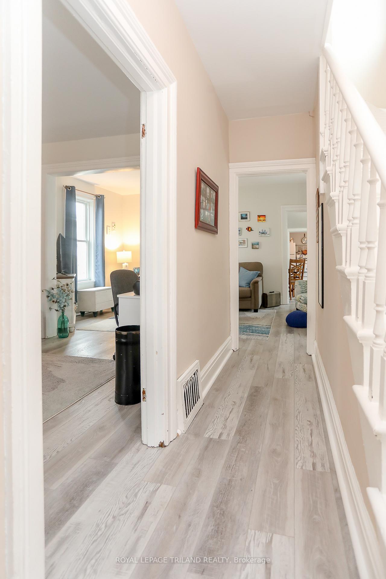 Photo 8 of 15 Eagle Street, St. Thomas — HOMEH
