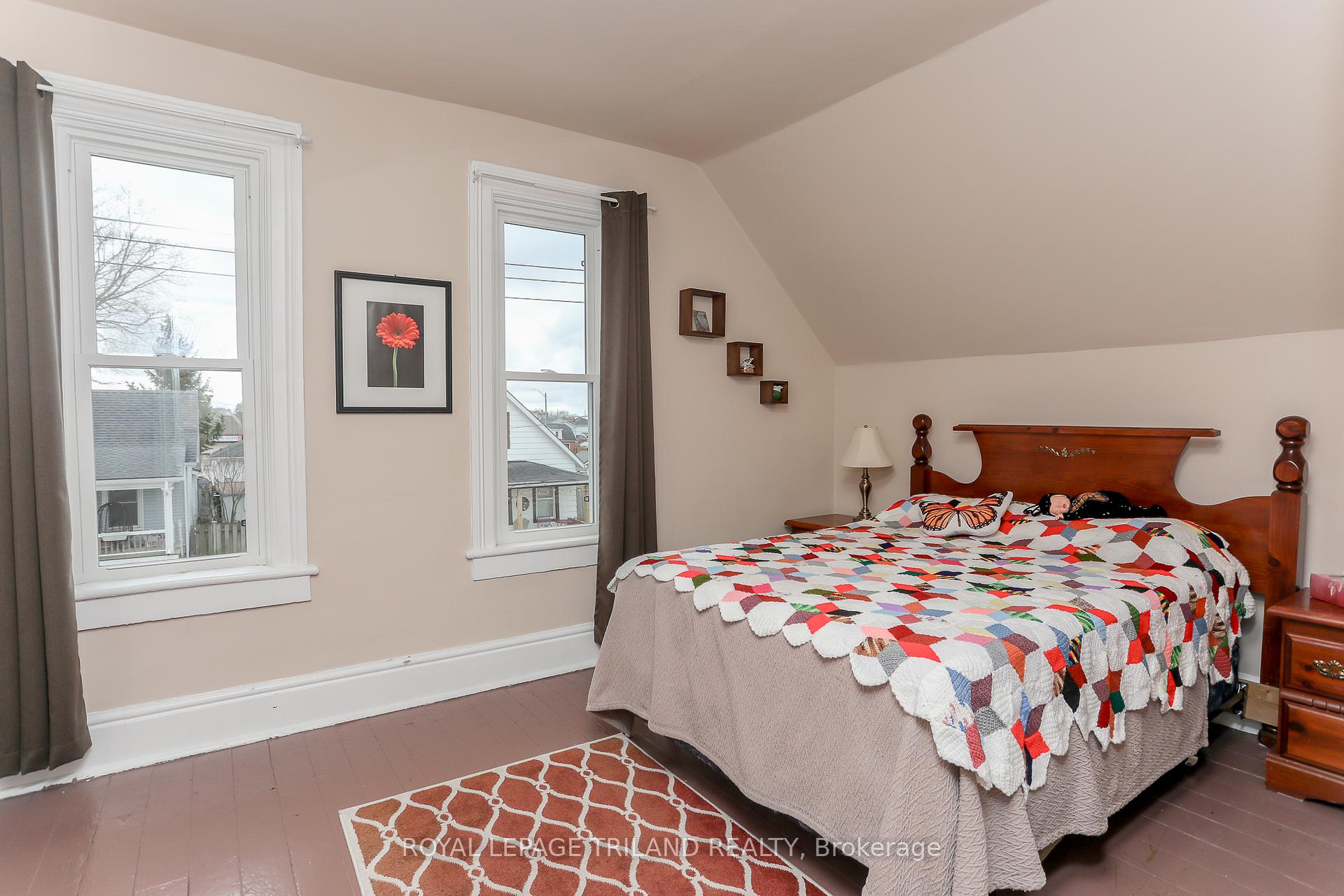 Photo 24 of 15 Eagle Street, St. Thomas — HOMEH
