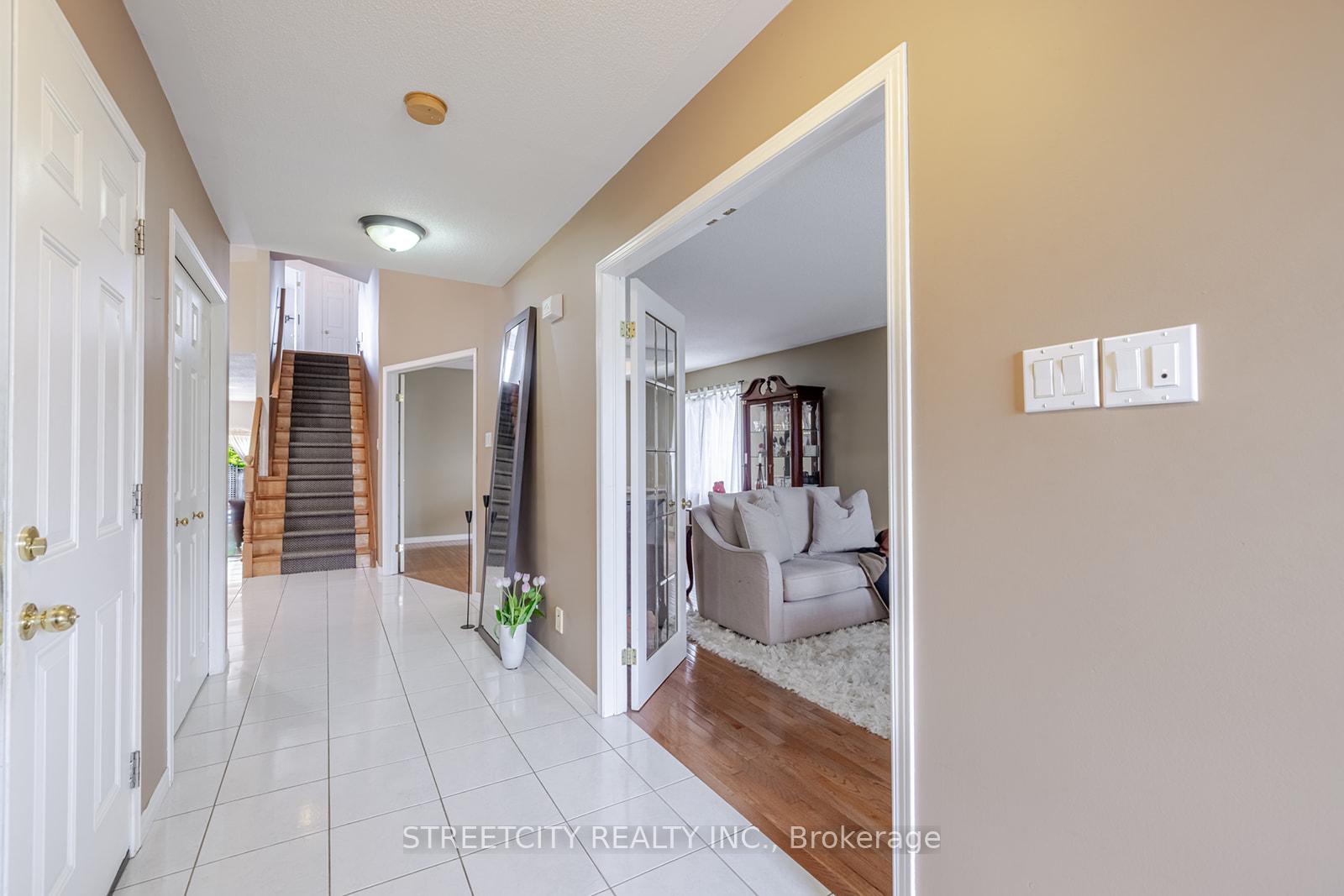 Photo 4 of 226 Andrea Crescent, Central Elgin, Belmont — HOMEH