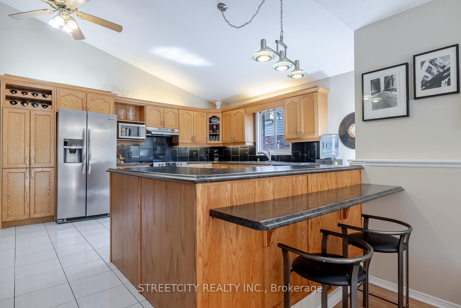 Photo 13 of 226 Andrea Crescent, Central Elgin, Belmont — HOMEH