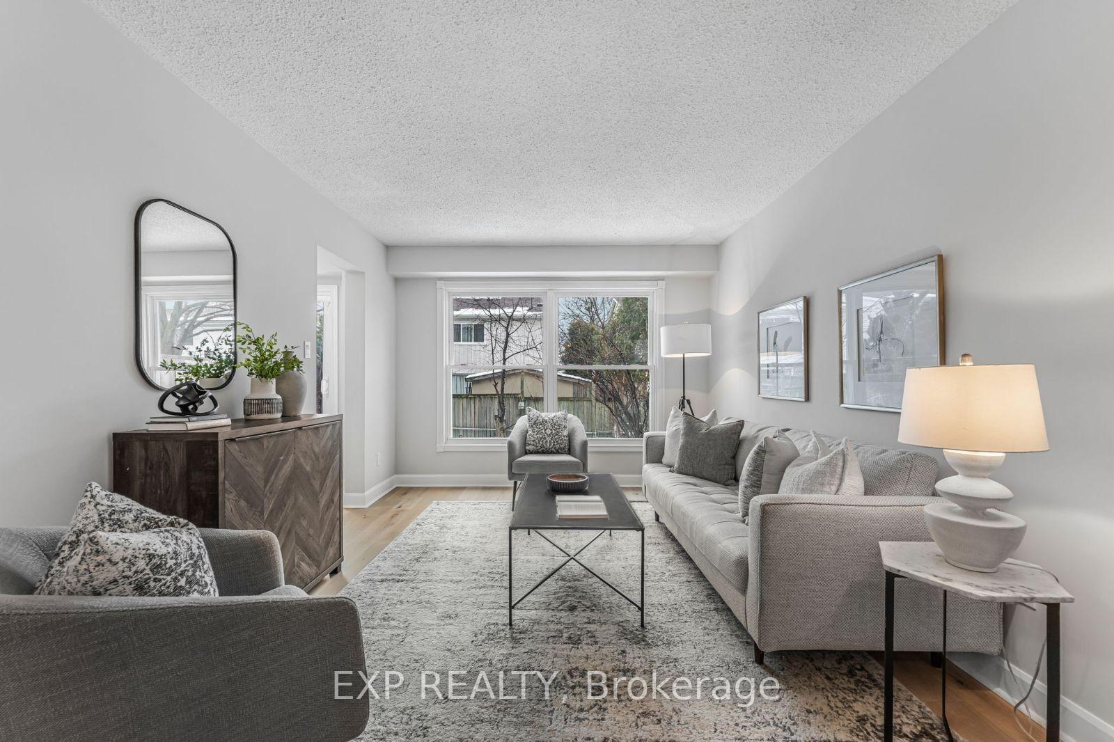 Photo 13 of 89 Royal Salisbury Way, Brampton, Madoc — HOMEH