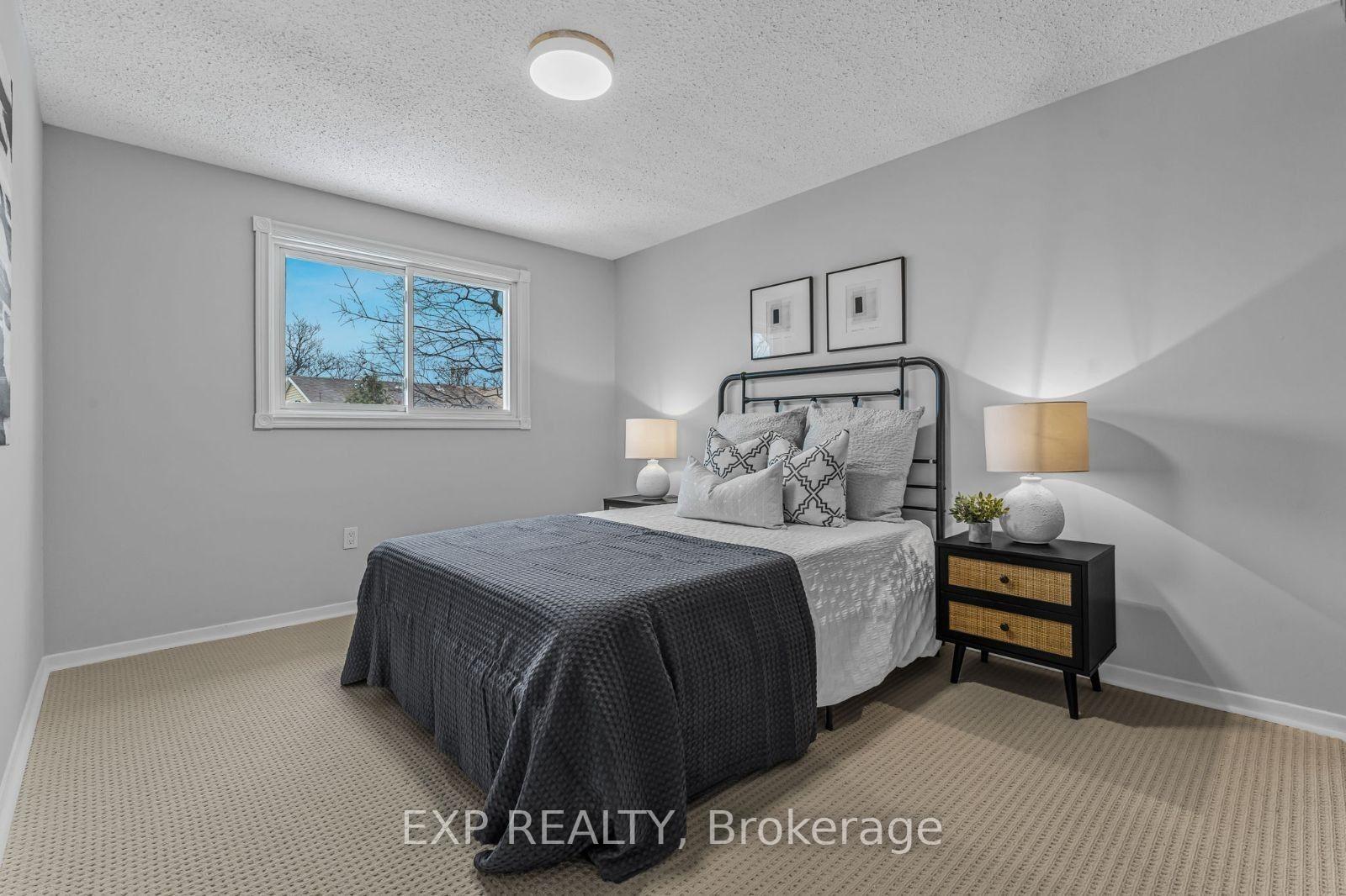 Photo 21 of 89 Royal Salisbury Way, Brampton, Madoc — HOMEH