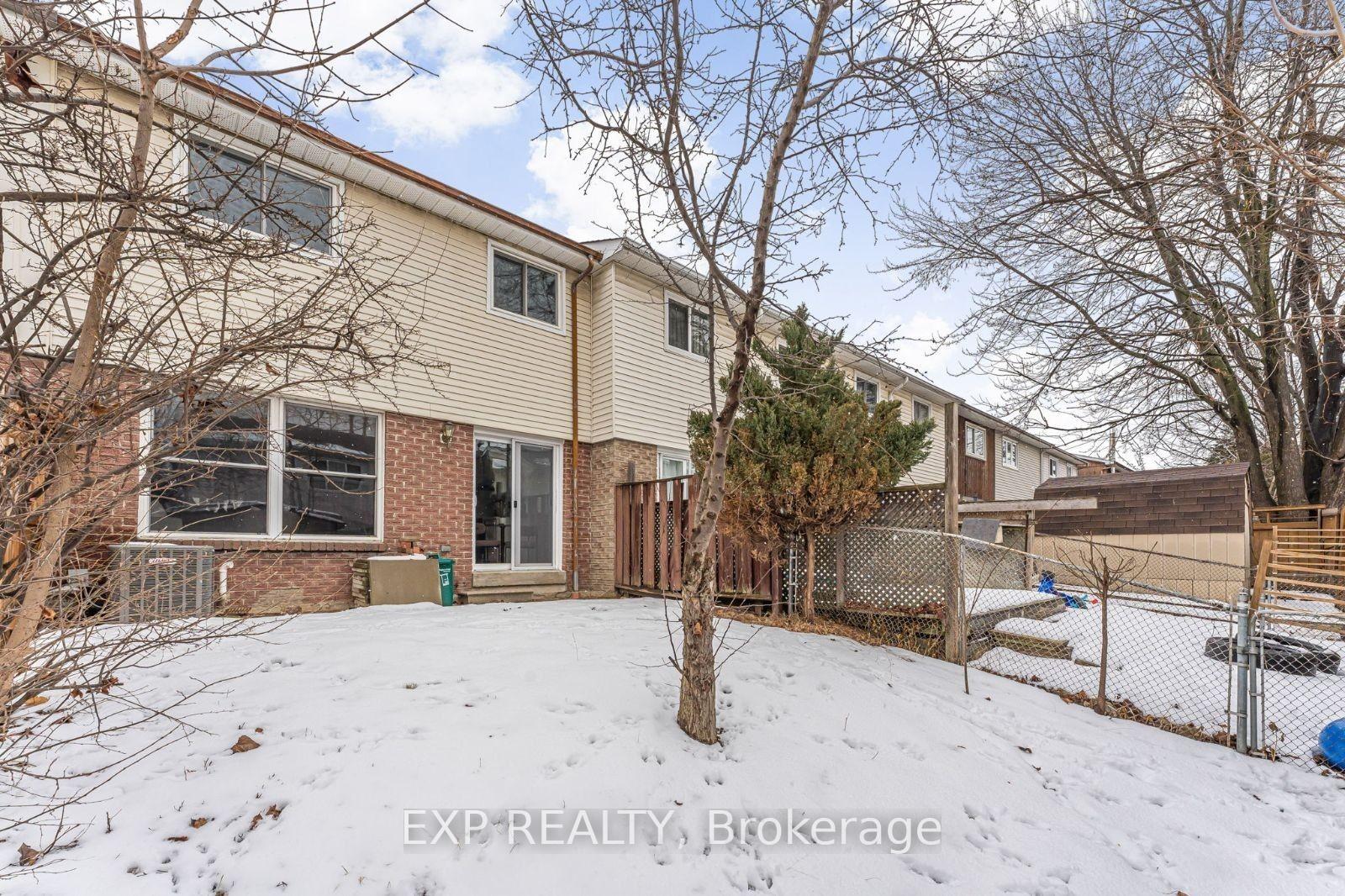Photo 26 of 89 Royal Salisbury Way, Brampton, Madoc — HOMEH