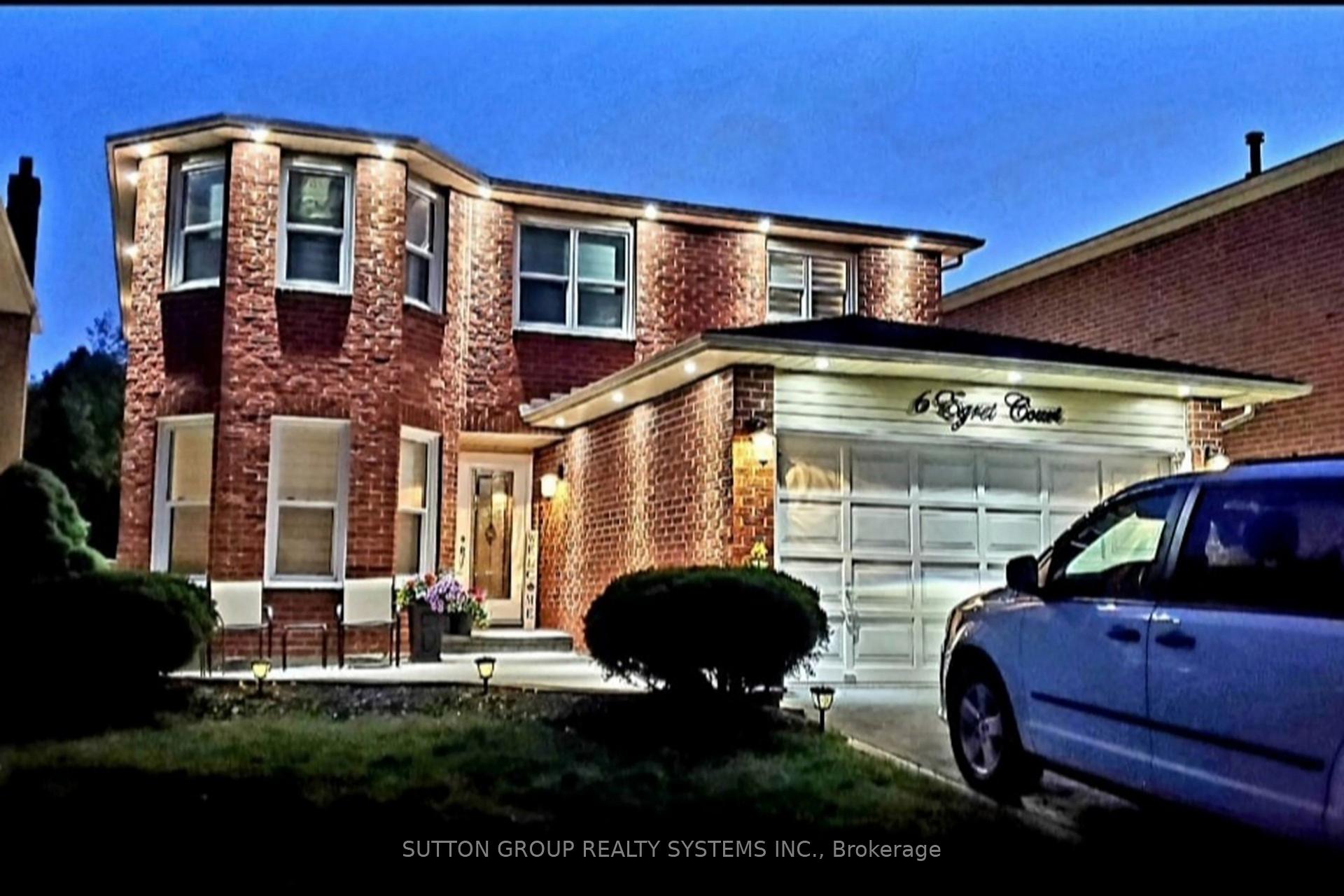 Front of 6 Egret Court