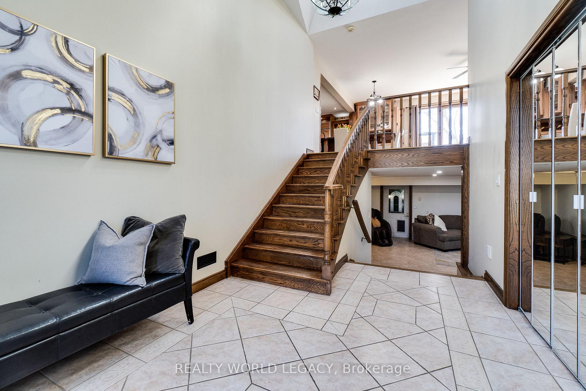Photo 6 of 761 Brock Road, Hamilton, Rural Flamborough — HOMEH