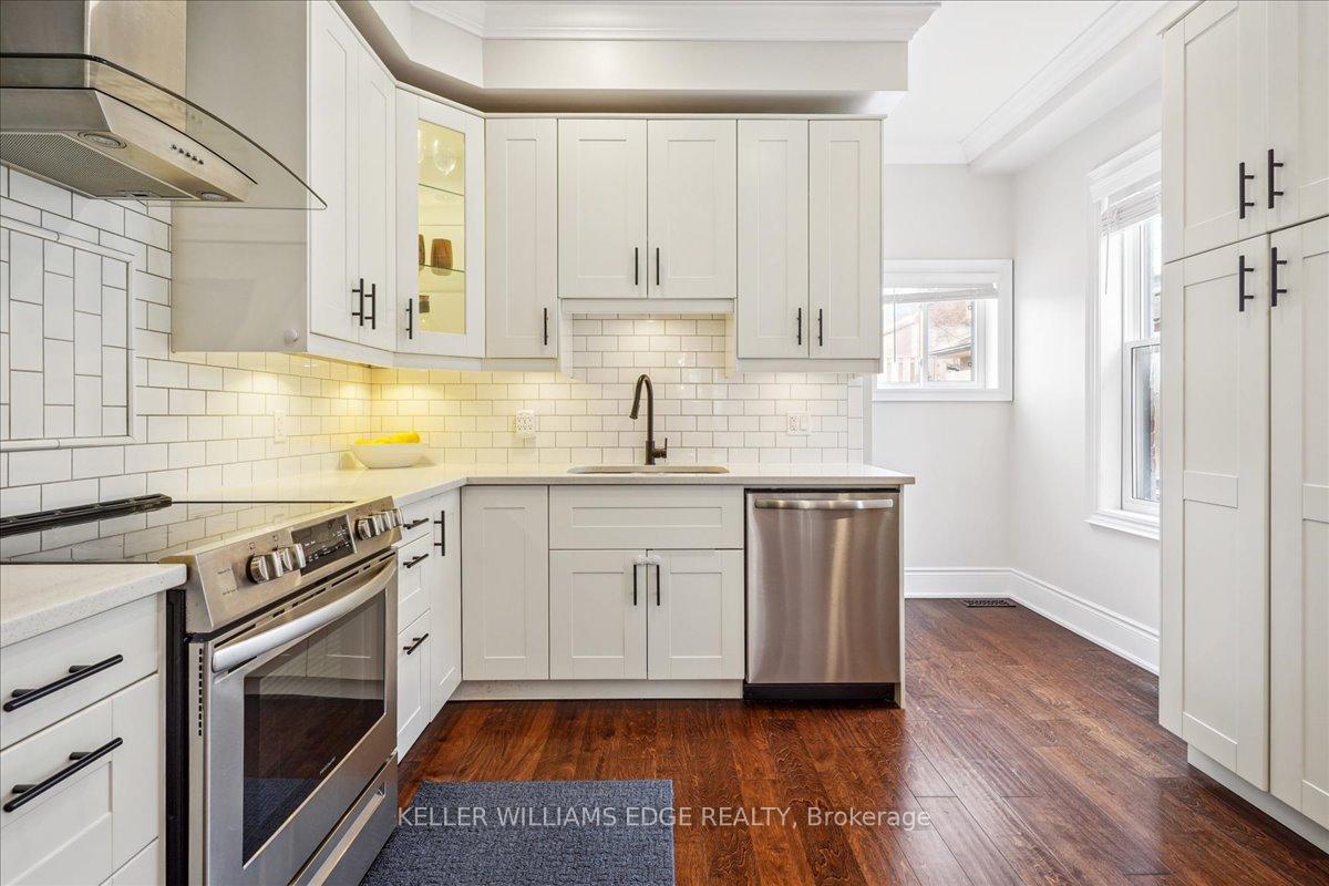 Photo 10 of 49 Oak Avenue, Hamilton, Landsdale — HOMEH