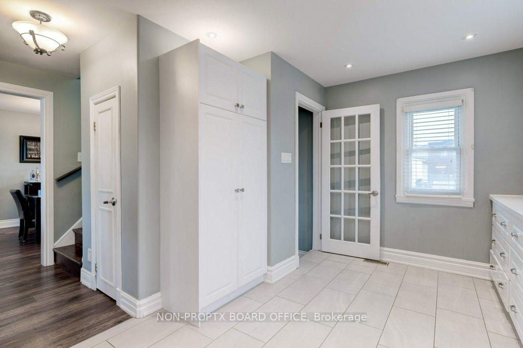 Photo 10 of 13 Beland Avenue S, Hamilton, McQuesten — HOMEH
