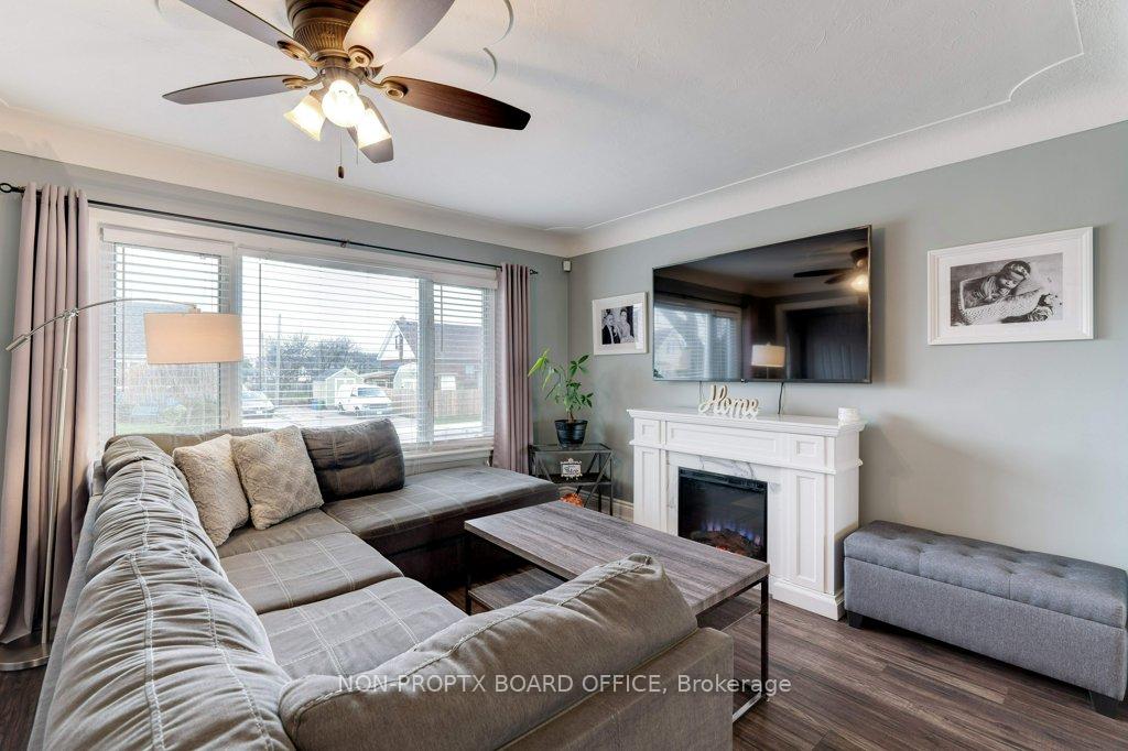 Photo 14 of 13 Beland Avenue S, Hamilton, McQuesten — HOMEH