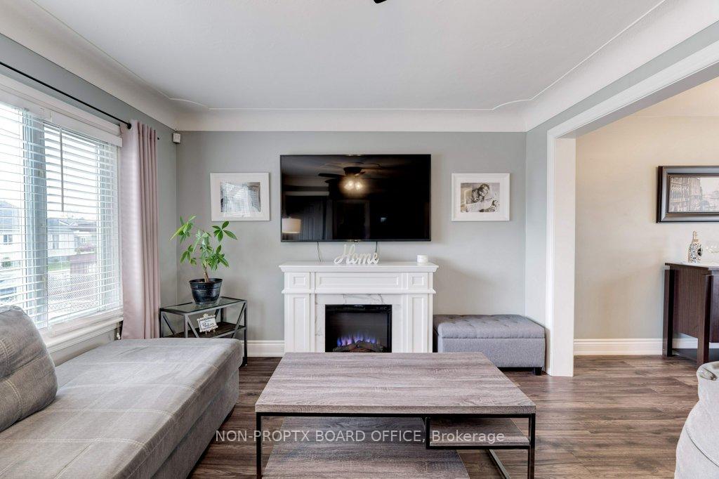 Photo 19 of 13 Beland Avenue S, Hamilton, McQuesten — HOMEH