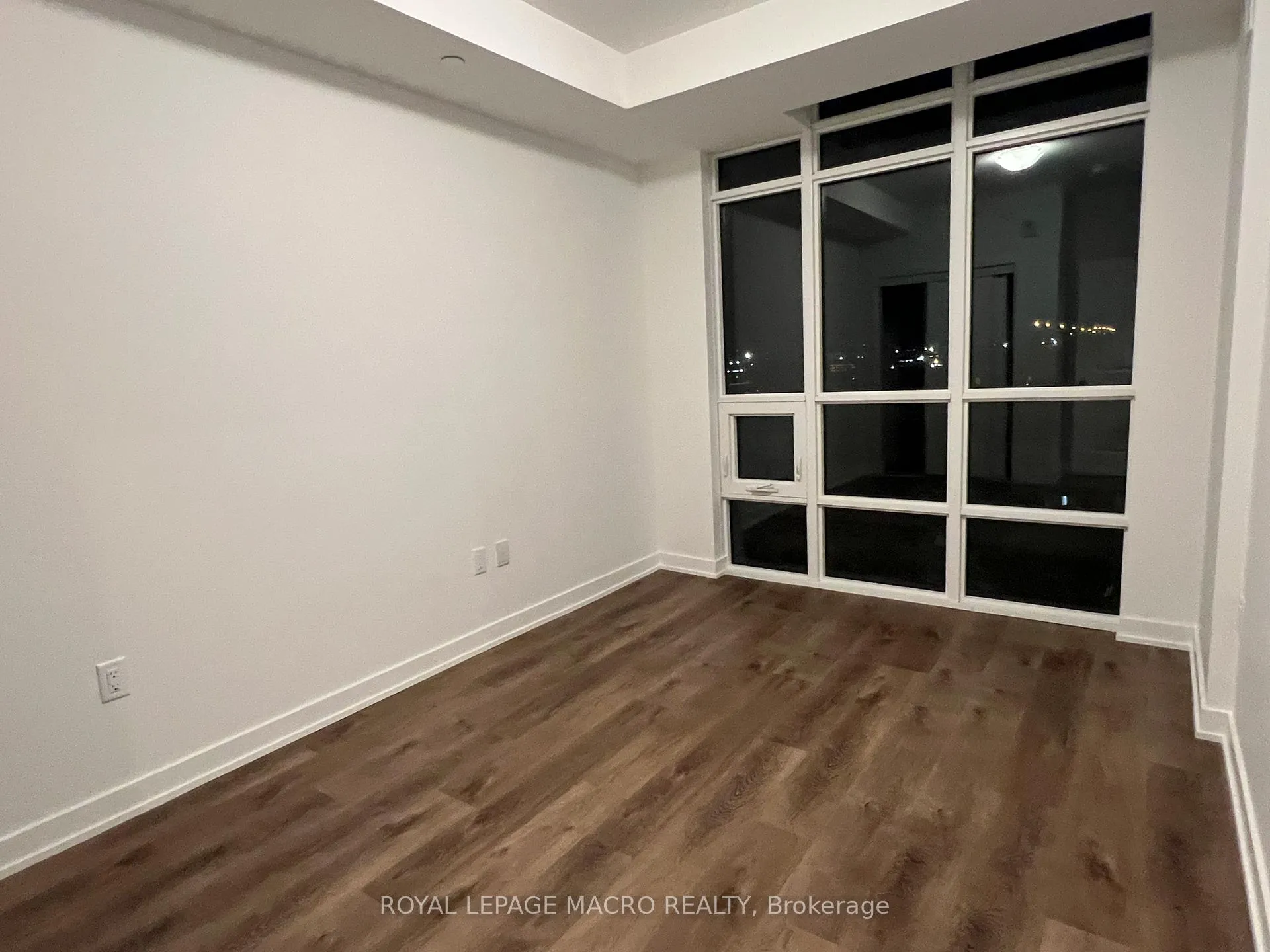 Photo 13 of Unit 401, 461 Green Road, Hamilton, Lakeshore — HOMEH