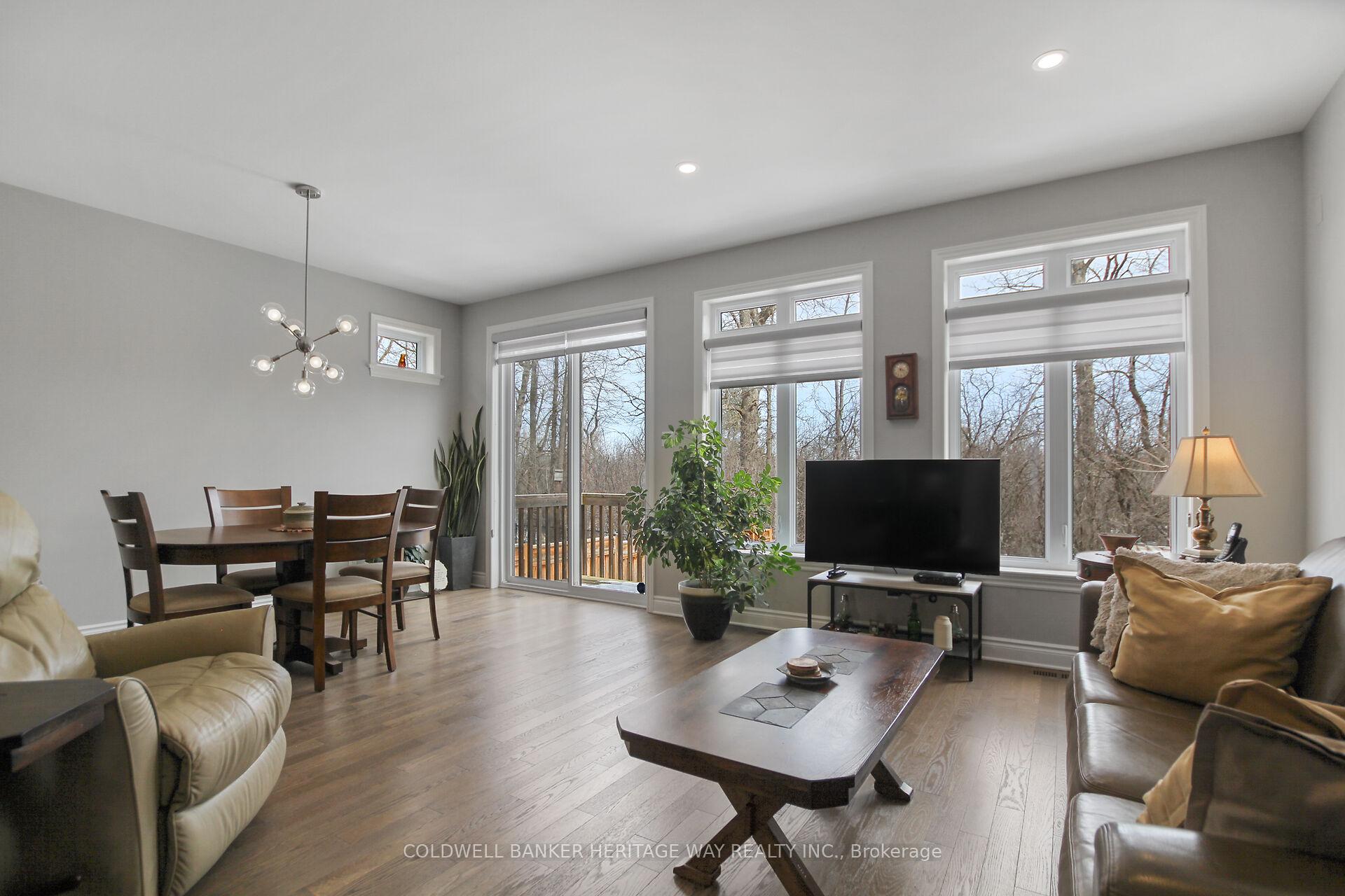 Photo 17 of 121 Dulmage Crescent, Carleton Place — HOMEH
