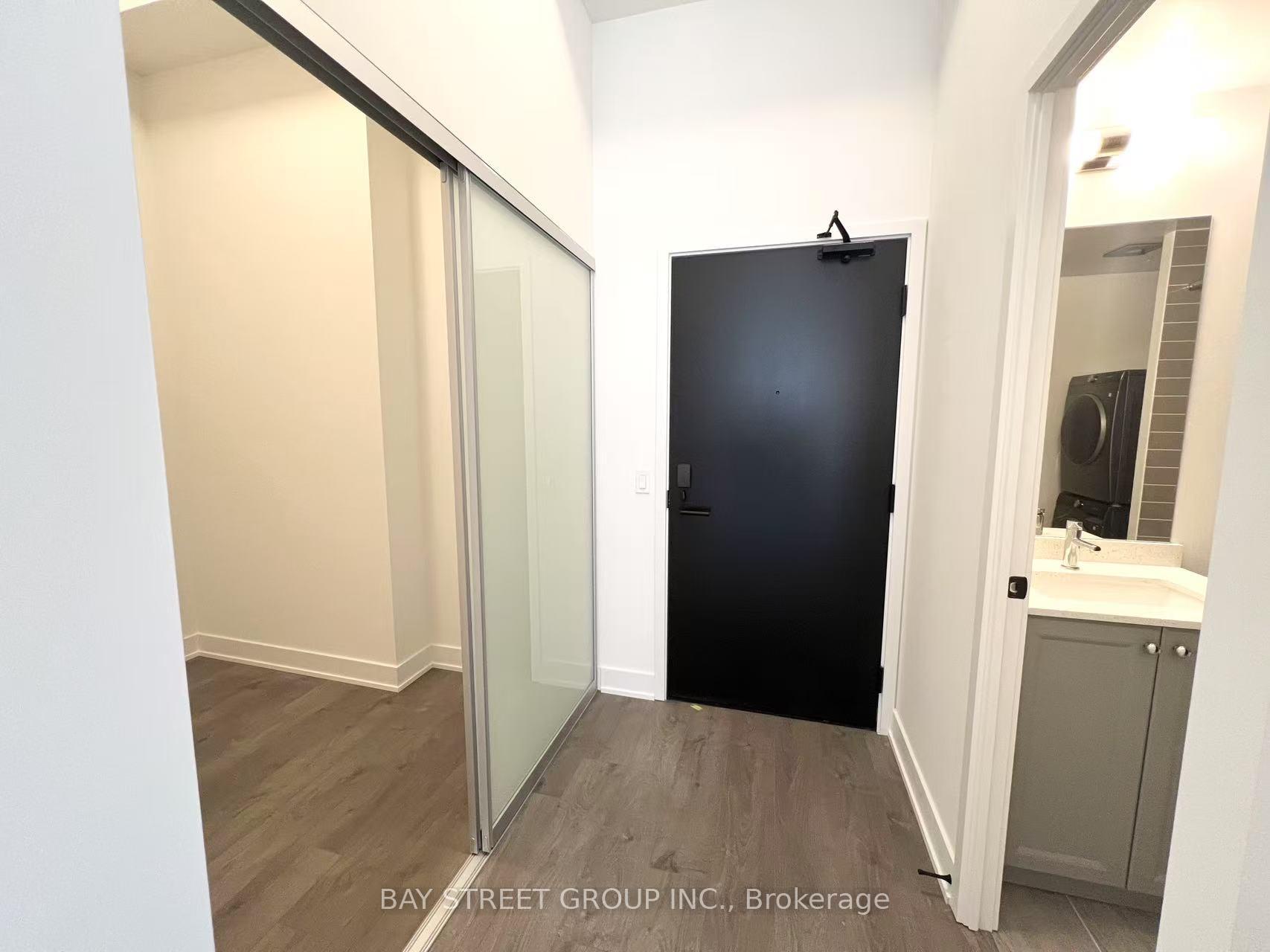 Photo 3 of Unit 421, 2333 Khalsa Gate, Oakville, Westmount — HOMEH