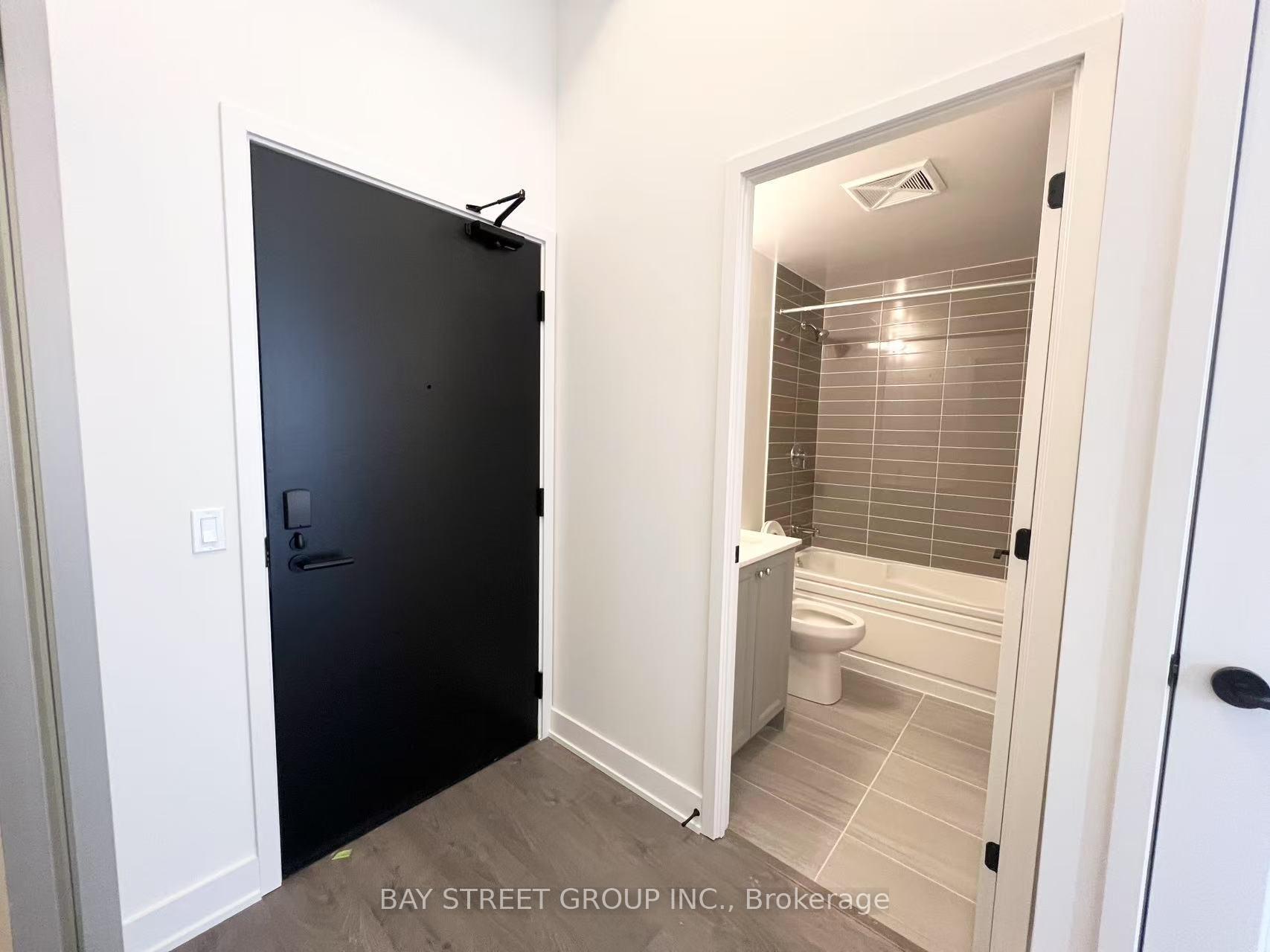 Photo 4 of Unit 421, 2333 Khalsa Gate, Oakville, Westmount — HOMEH