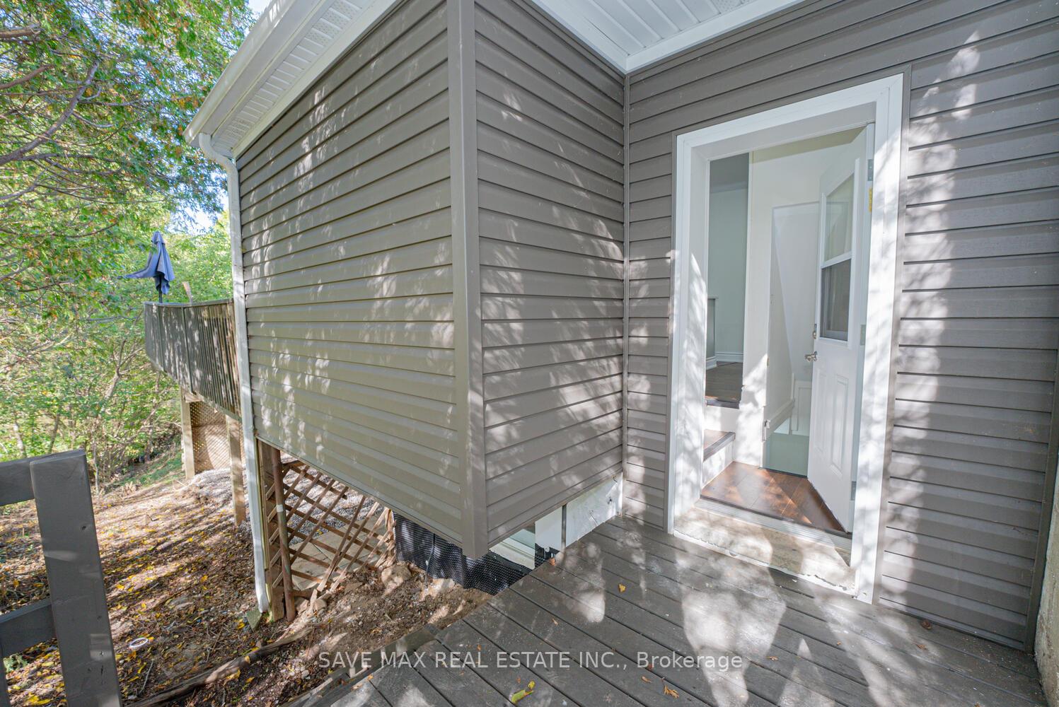 Photo 66 of 3907 Governors Road, Hamilton, Lynden — HOMEH