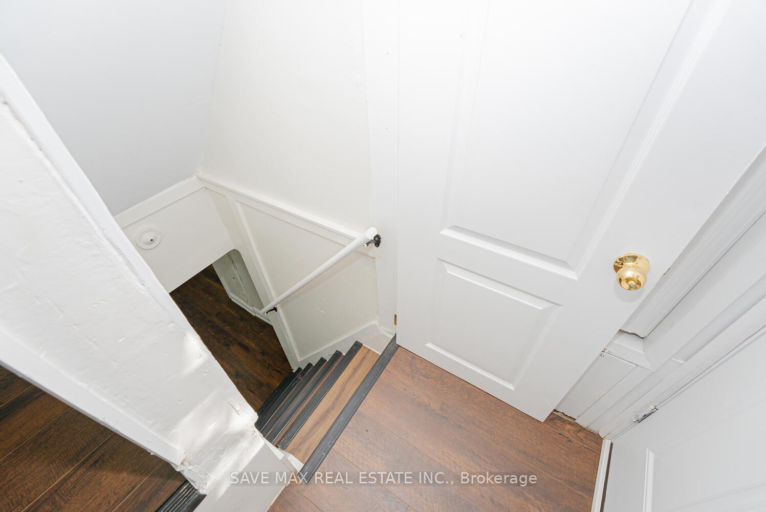 Photo 67 of 3907 Governors Road, Hamilton, Lynden — HOMEH