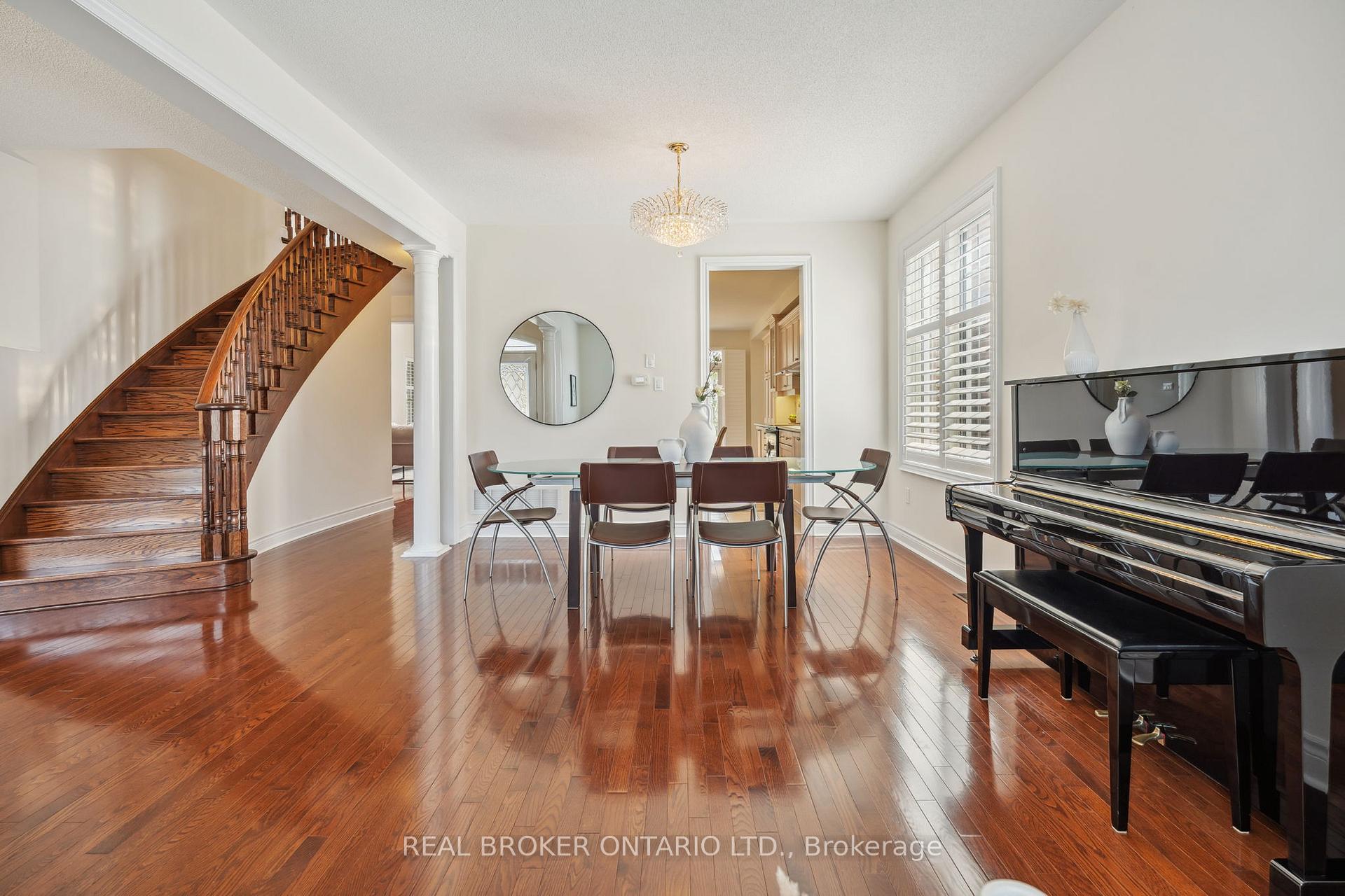 Photo 14 of 49 Nova Scotia Road, Brampton, Bram West — HOMEH