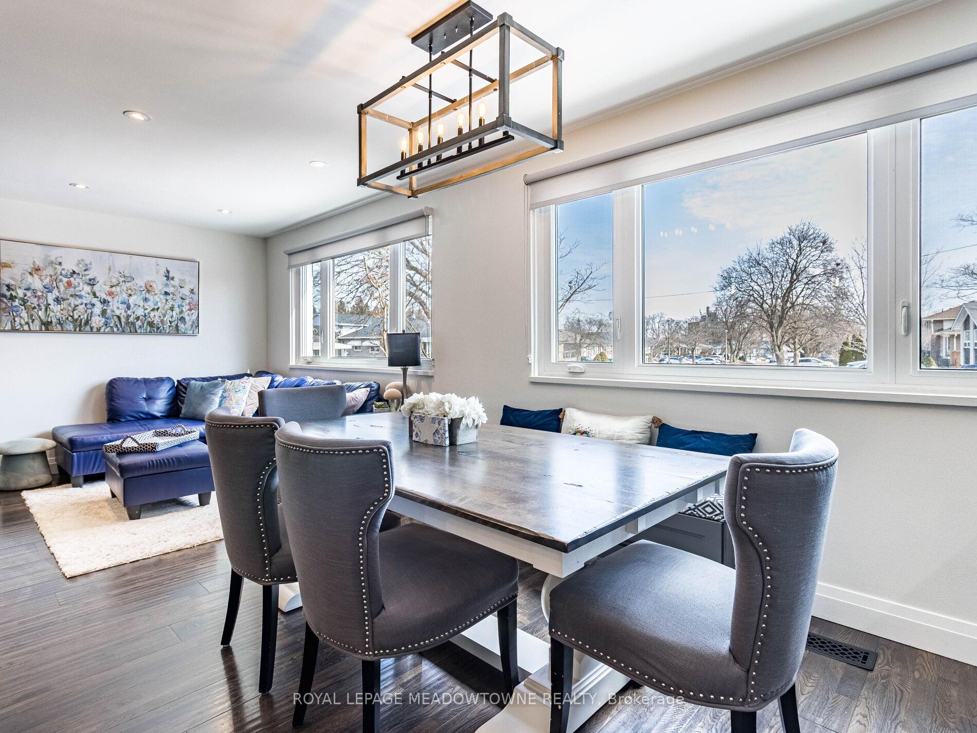 Photo 11 of 48 Chatsworth Drive, Brampton, Northwood Park — HOMEH