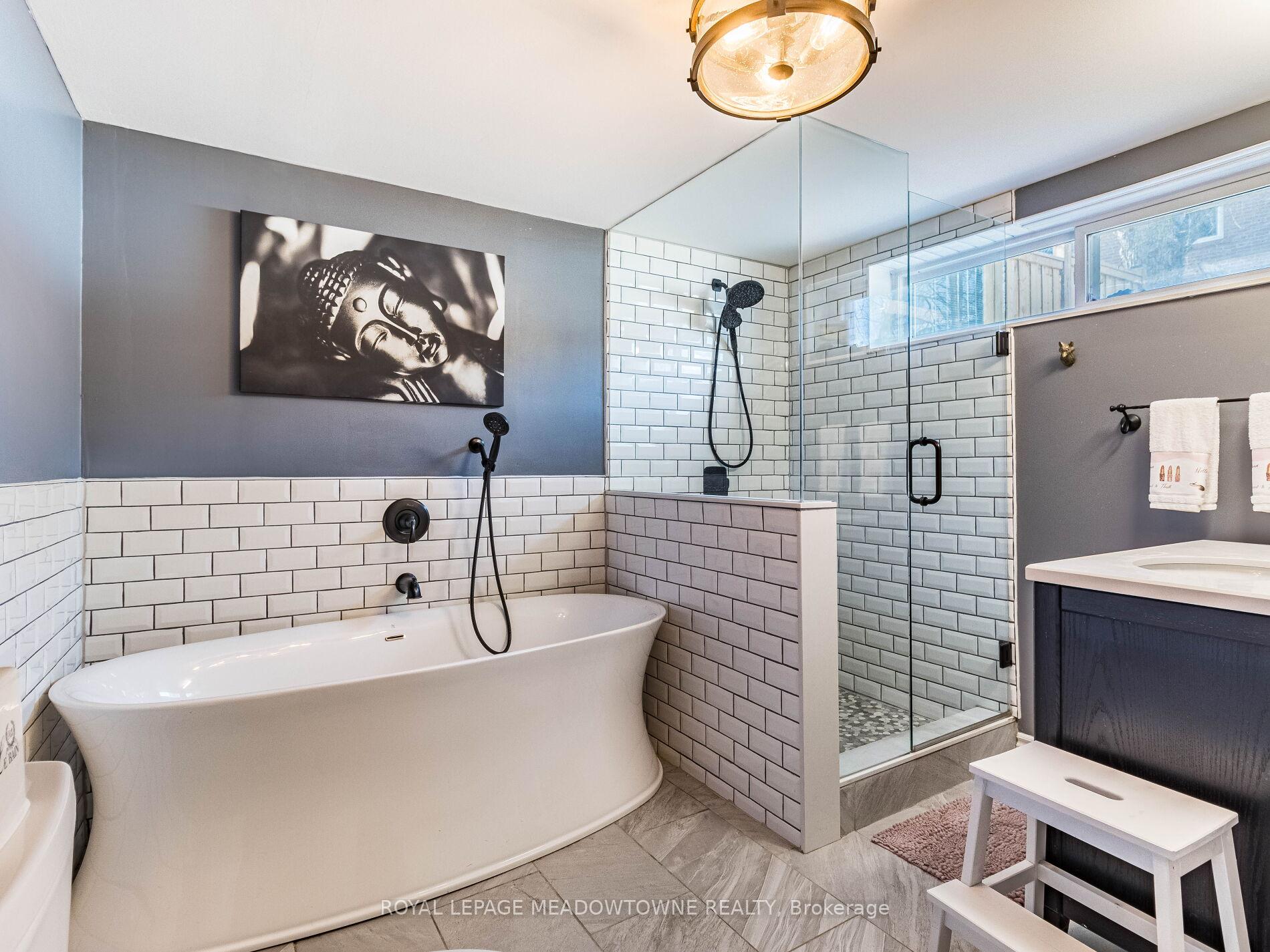 Photo 28 of 48 Chatsworth Drive, Brampton, Northwood Park — HOMEH