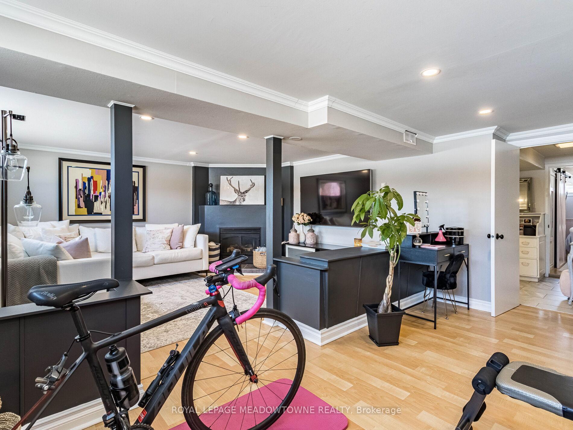 Photo 36 of 48 Chatsworth Drive, Brampton, Northwood Park — HOMEH