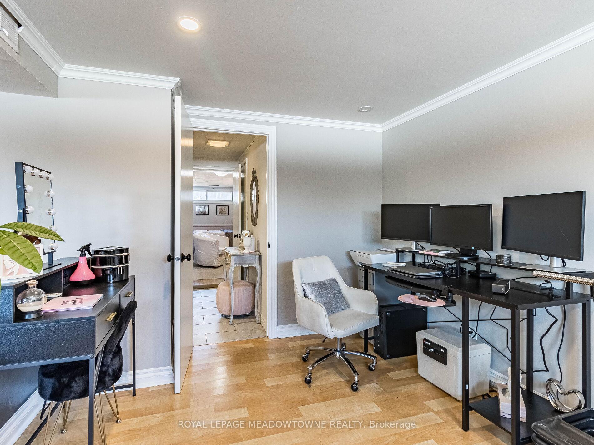 Photo 37 of 48 Chatsworth Drive, Brampton, Northwood Park — HOMEH