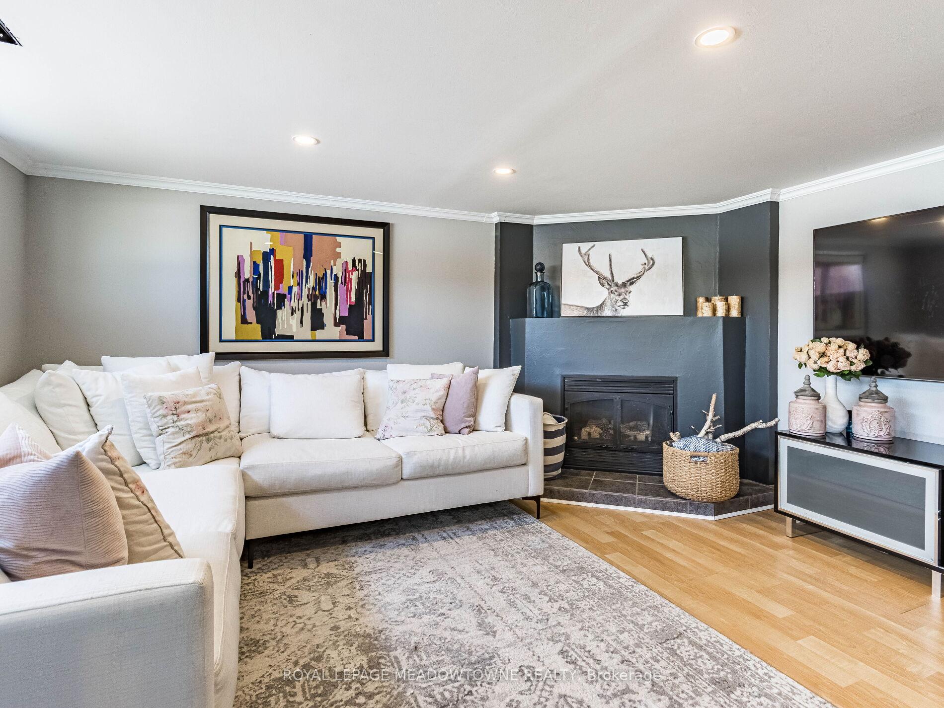 Photo 39 of 48 Chatsworth Drive, Brampton, Northwood Park — HOMEH