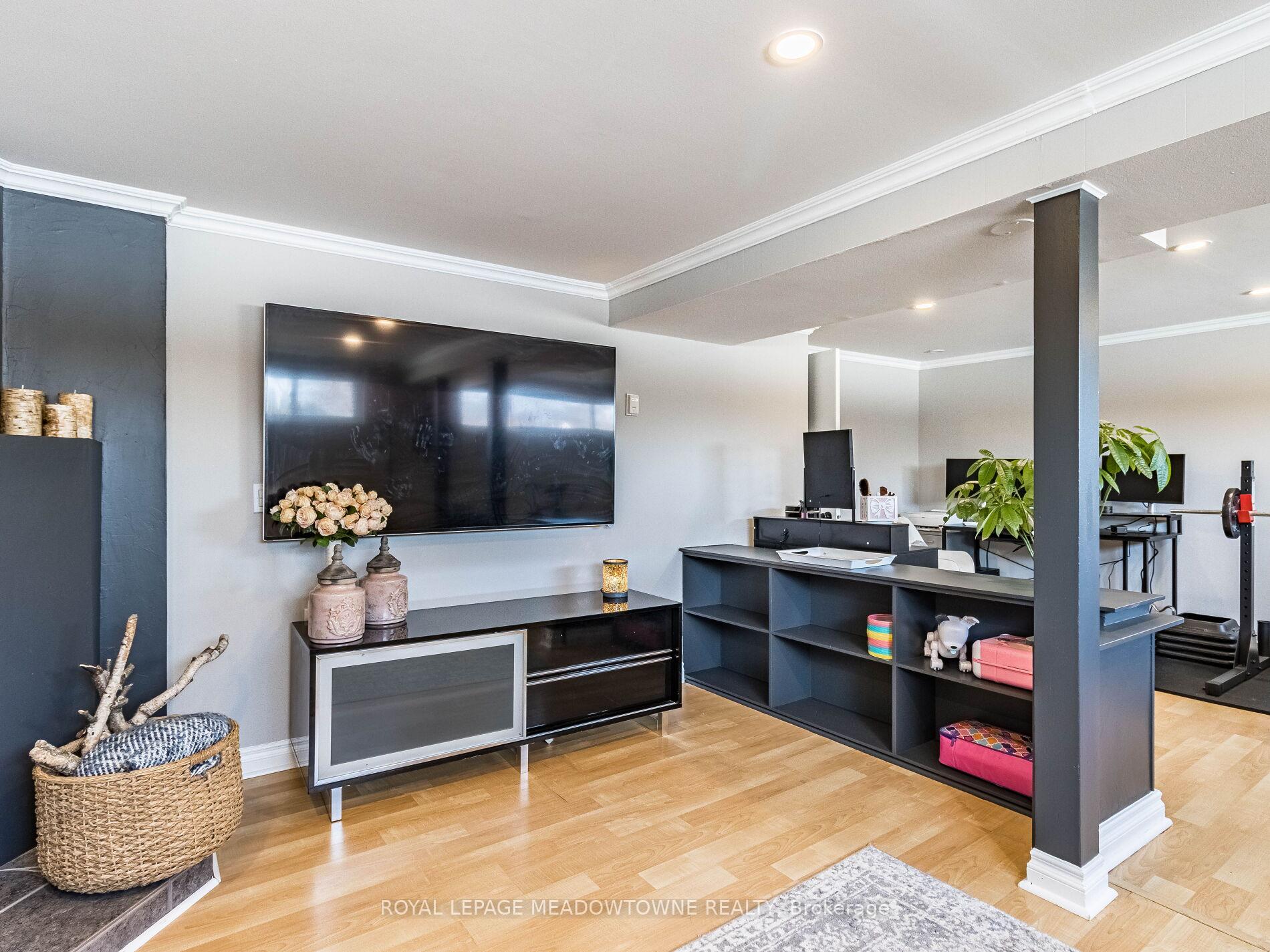 Photo 41 of 48 Chatsworth Drive, Brampton, Northwood Park — HOMEH