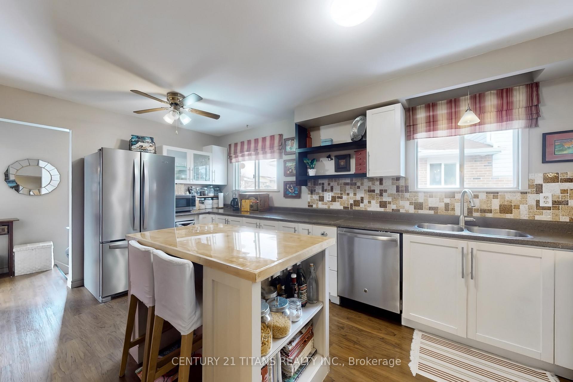 Photo 6 of 17 Newlyn Crescent, Brampton, Brampton North — HOMEH