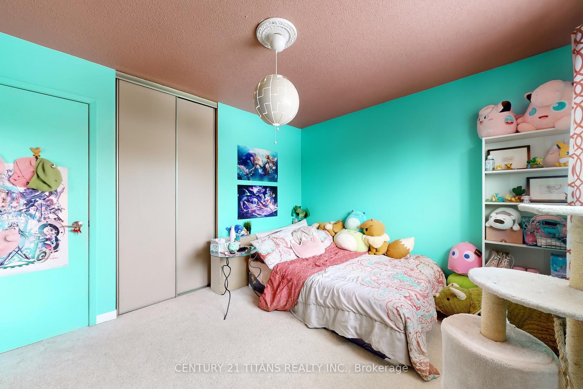 Photo 13 of 17 Newlyn Crescent, Brampton, Brampton North — HOMEH