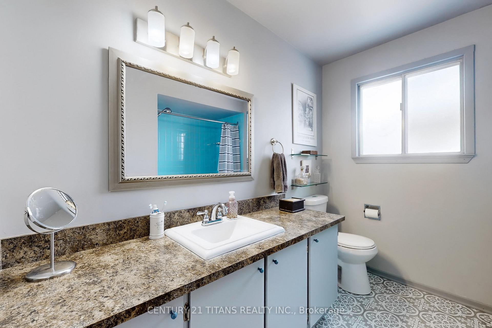 Photo 17 of 17 Newlyn Crescent, Brampton, Brampton North — HOMEH